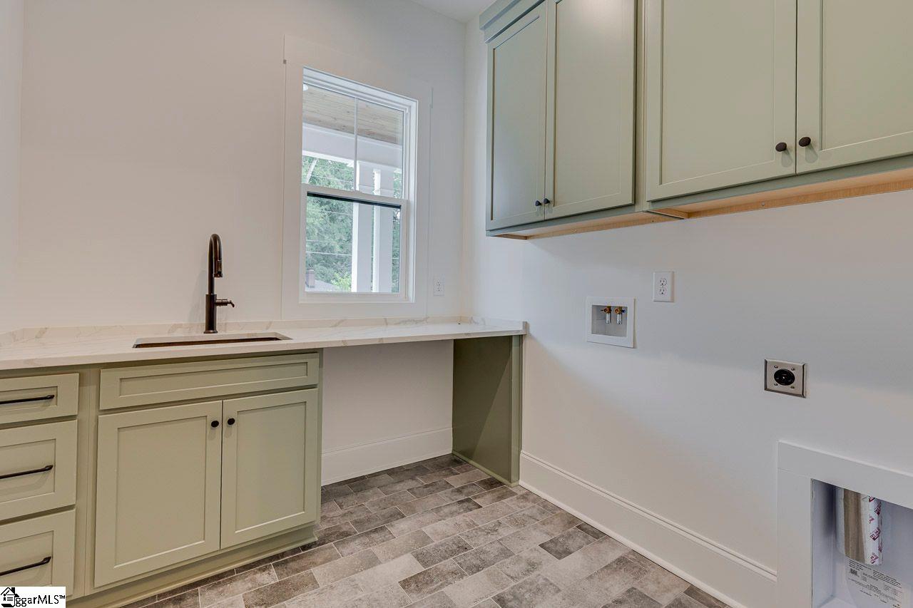 204 Forest Park Drive Property Photo 24