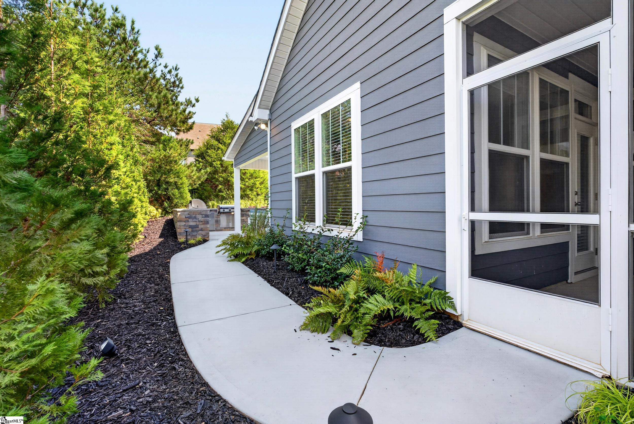 624 Munchberry Way Property Photo 6