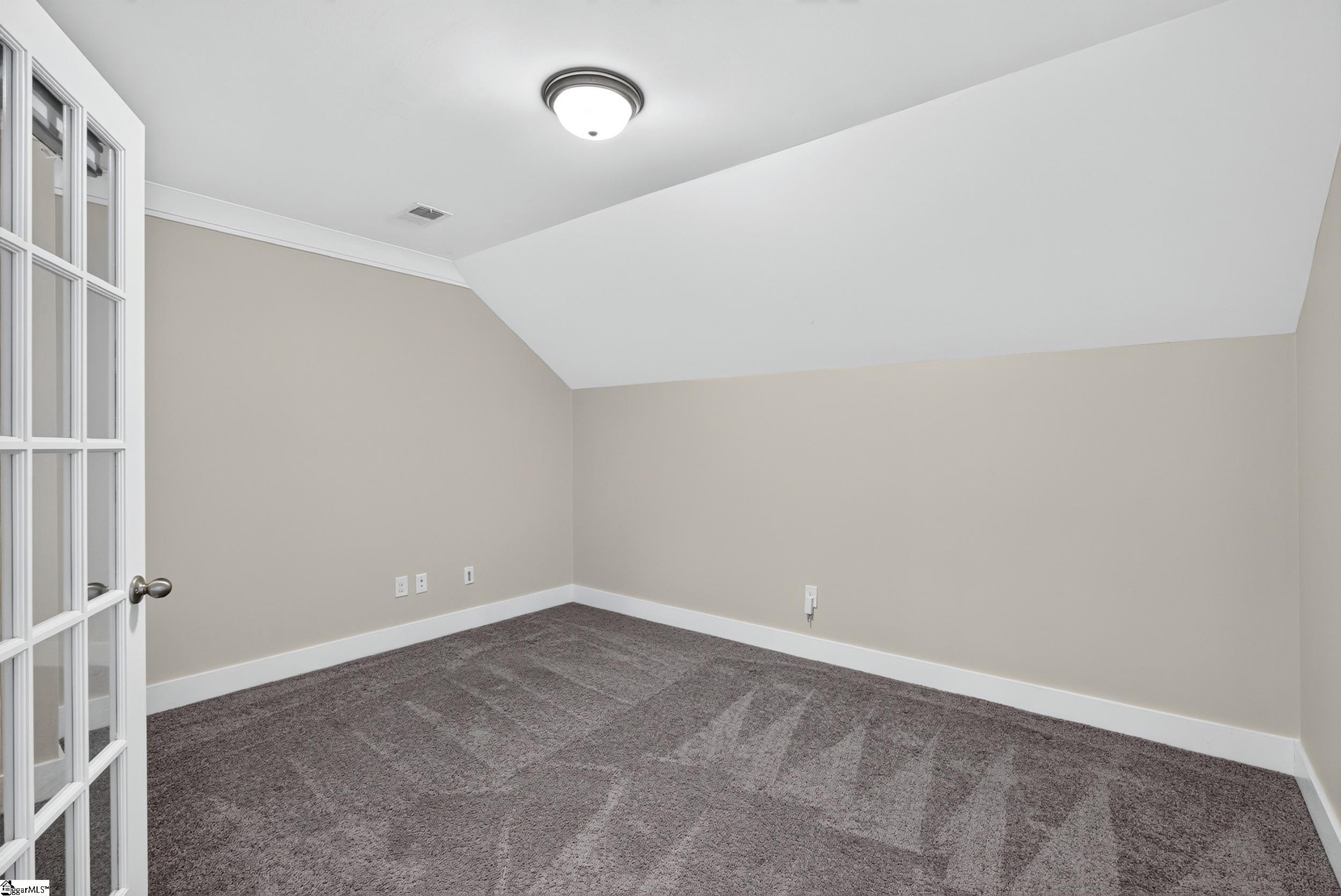 624 Munchberry Way Property Photo 37