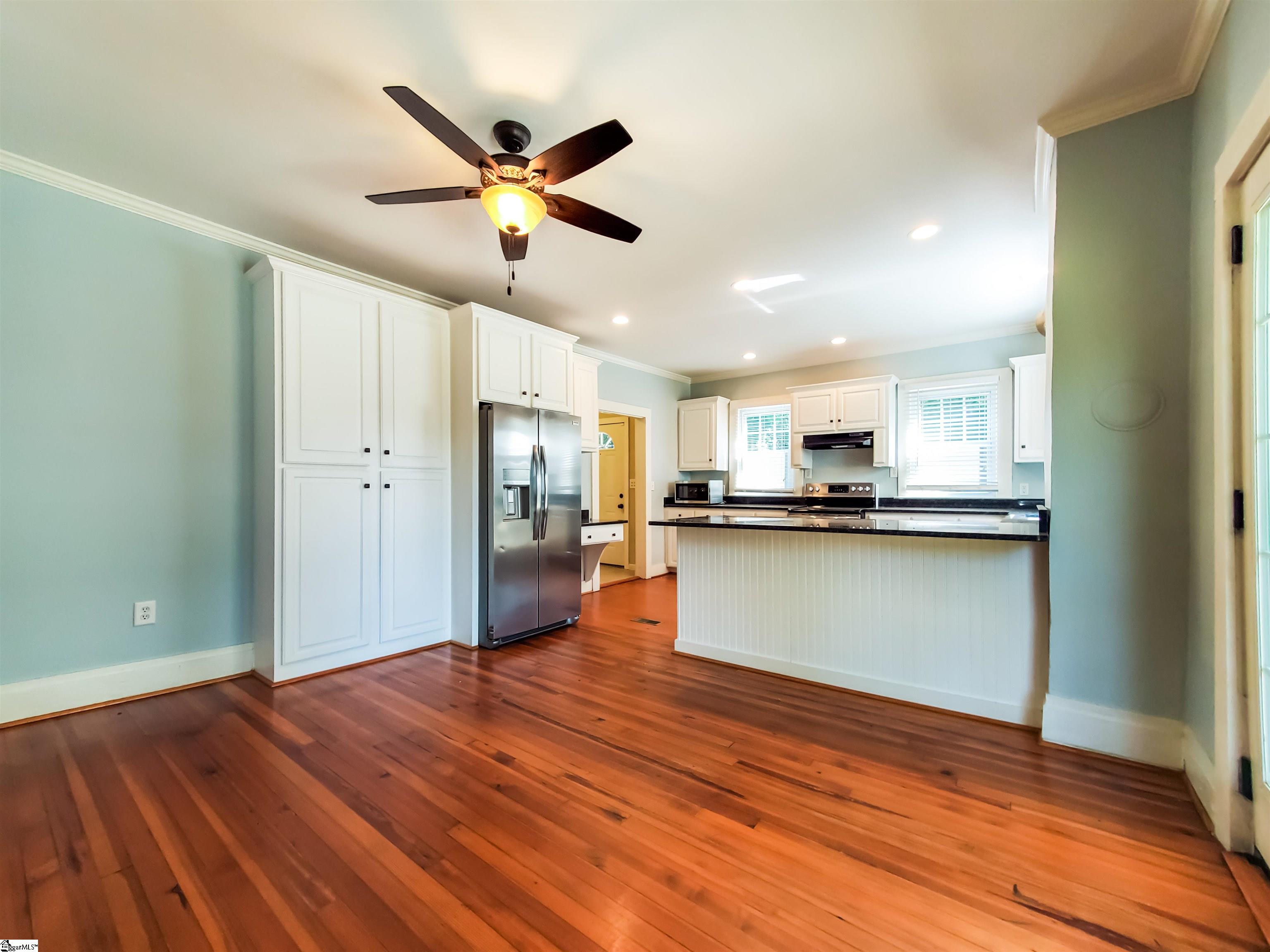 1602185 Property Photo 14