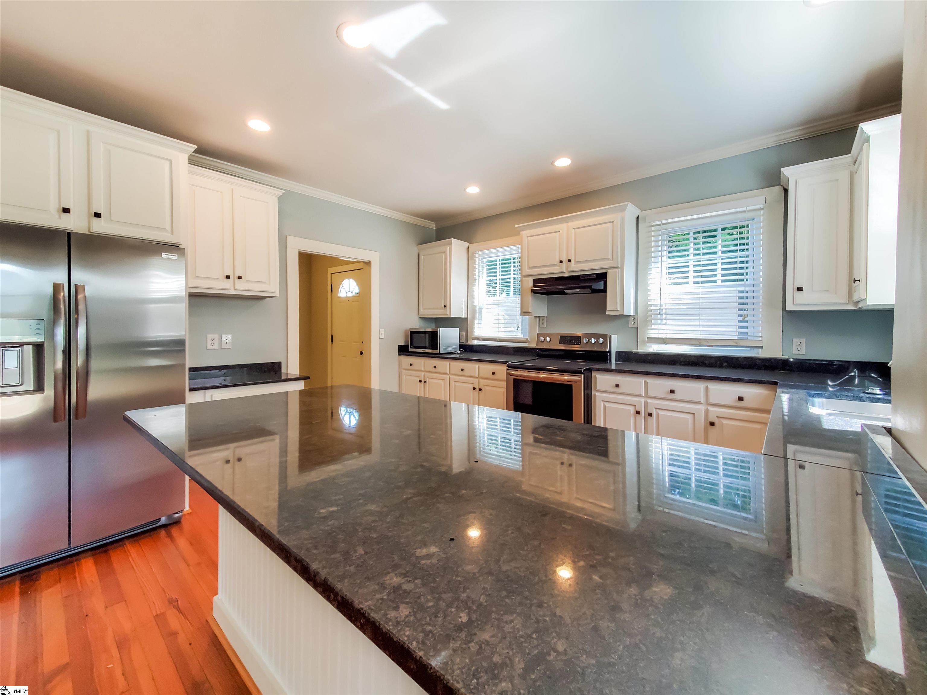1602185 Property Photo 15
