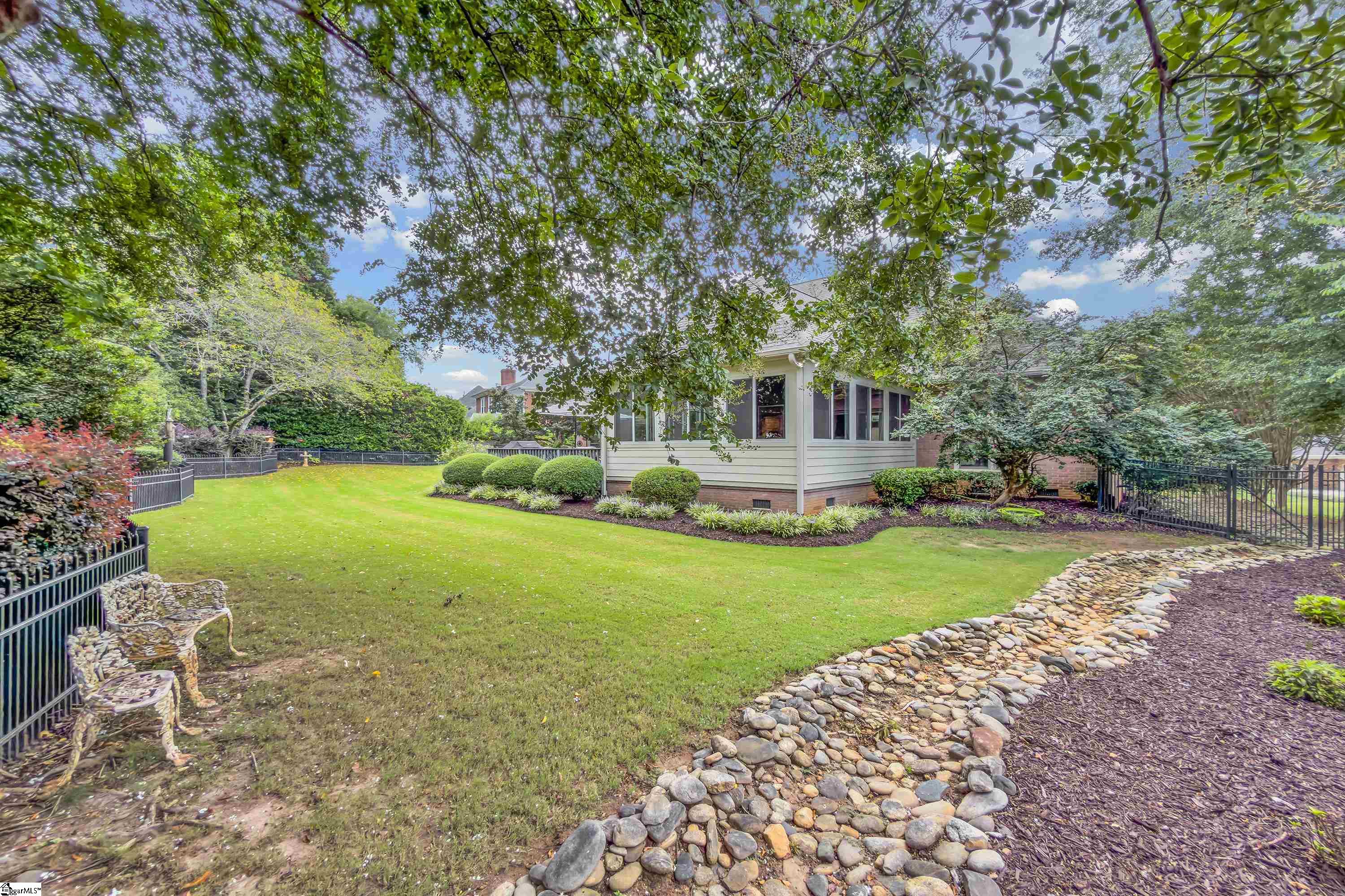 105 River Walk Drive Property Photo 38