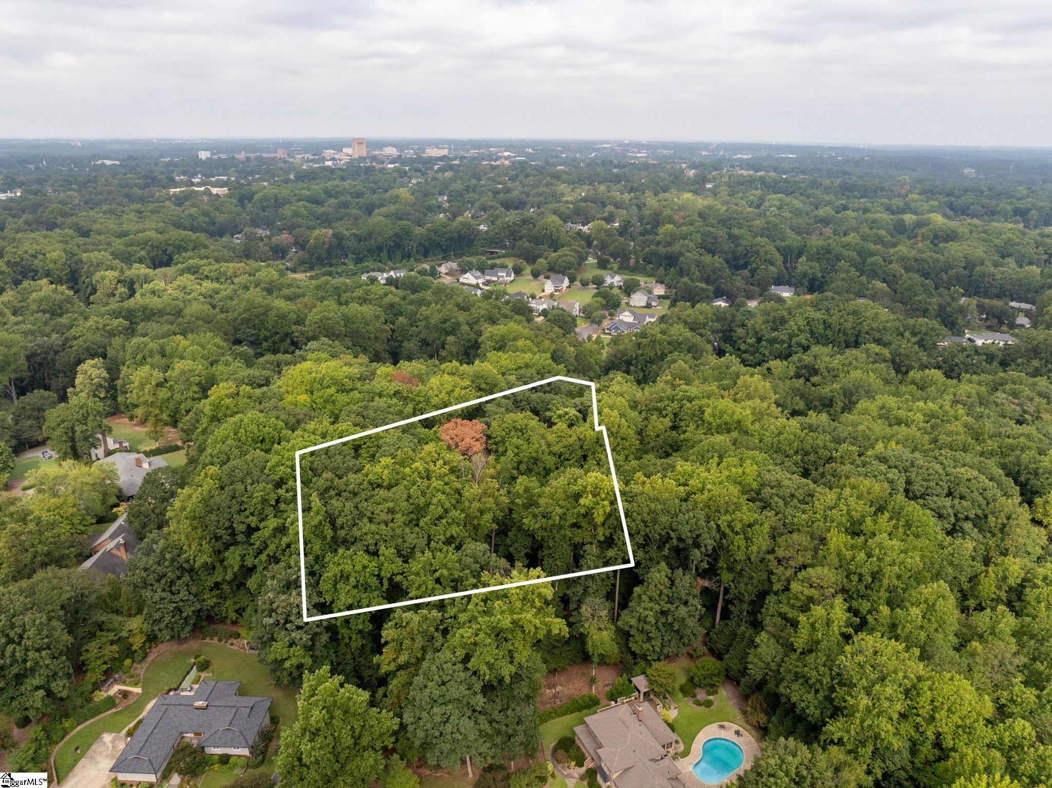 1020 Woodburn Road Property Photo 3