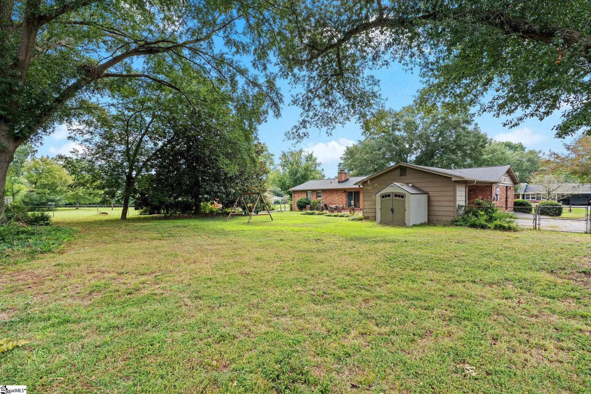 105 Thunderbird Place Property Photo 27