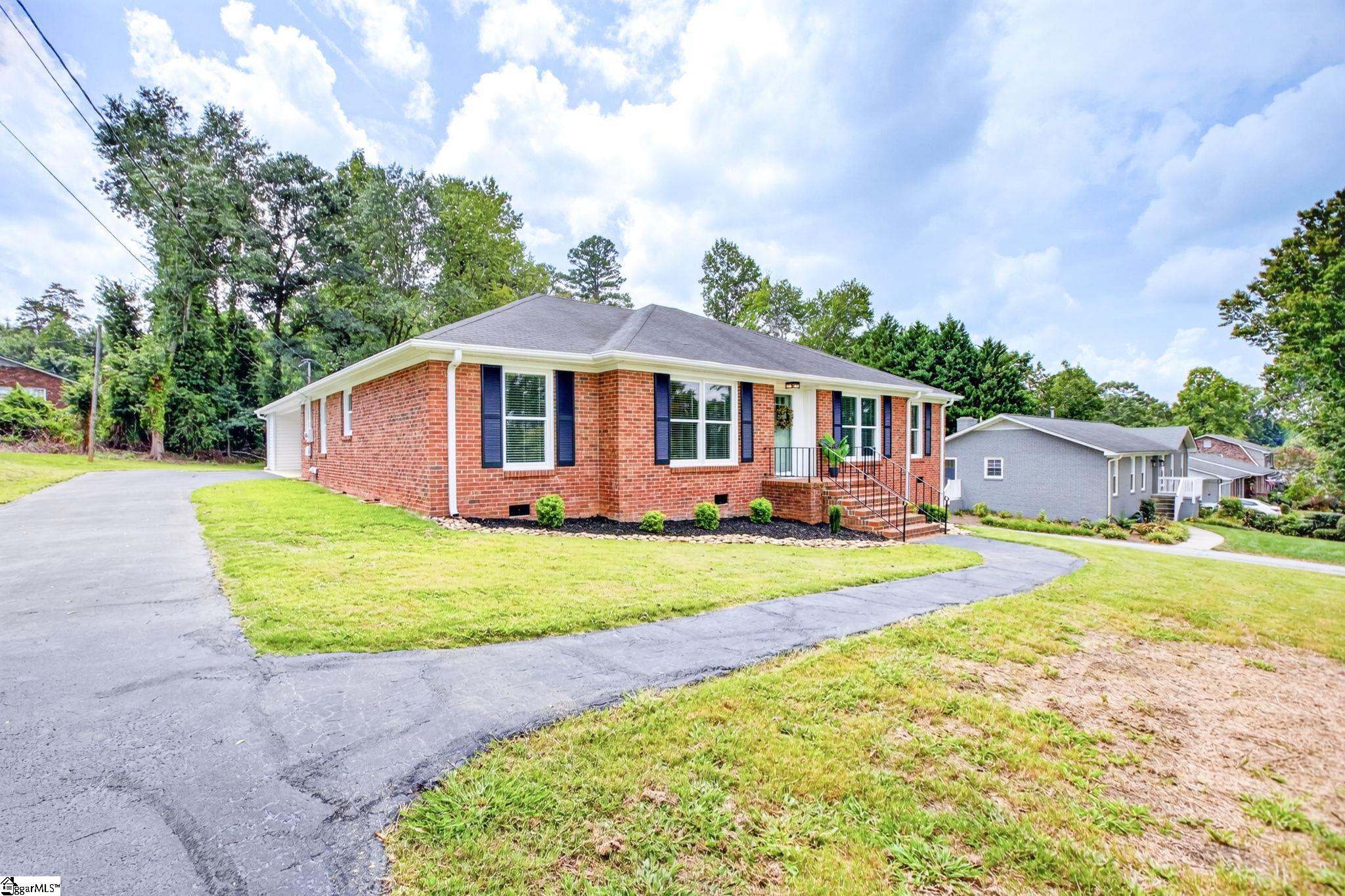 110 Churchill Avenue Property Photo 6