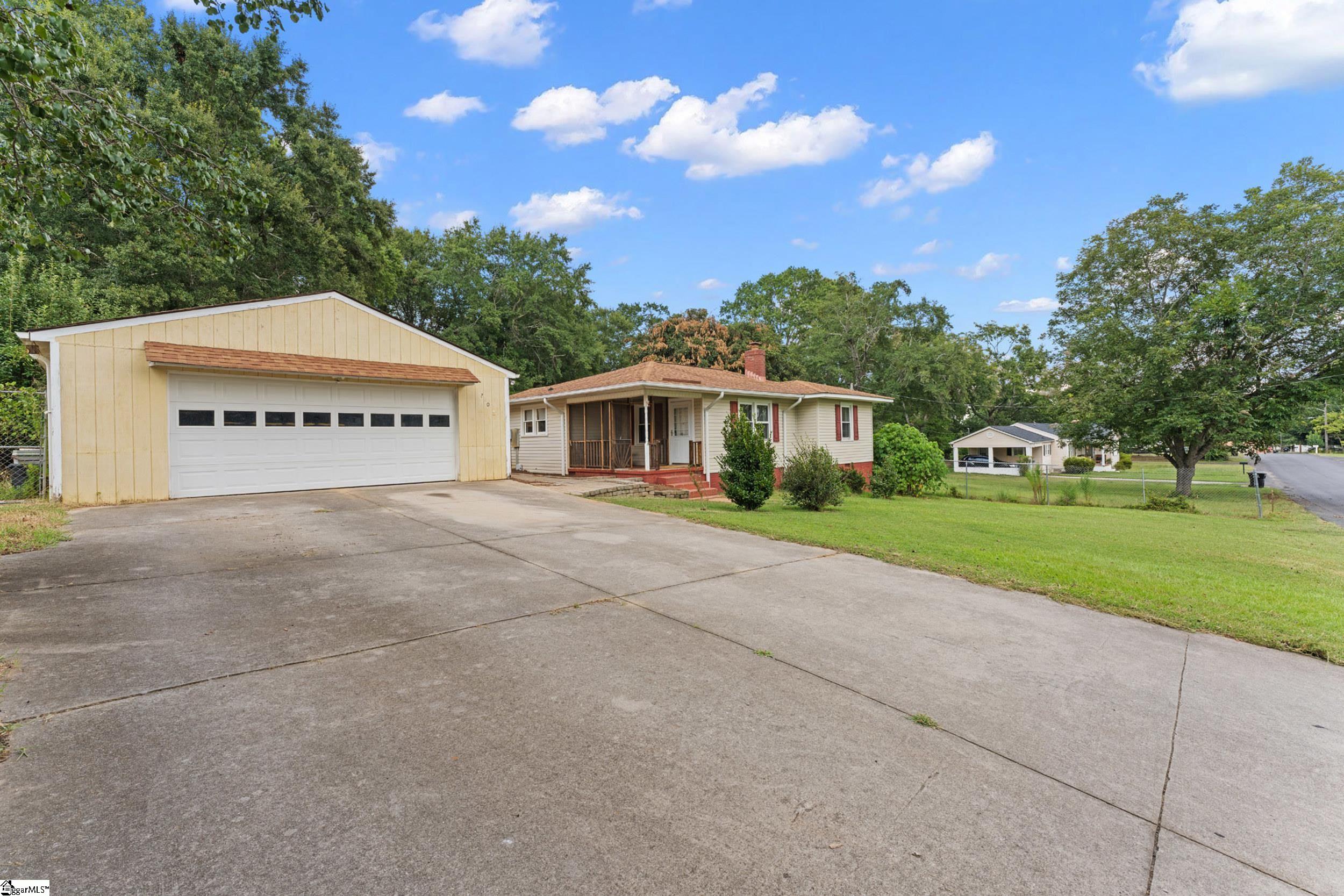 210 Edgewood Avenue Property Photo 27