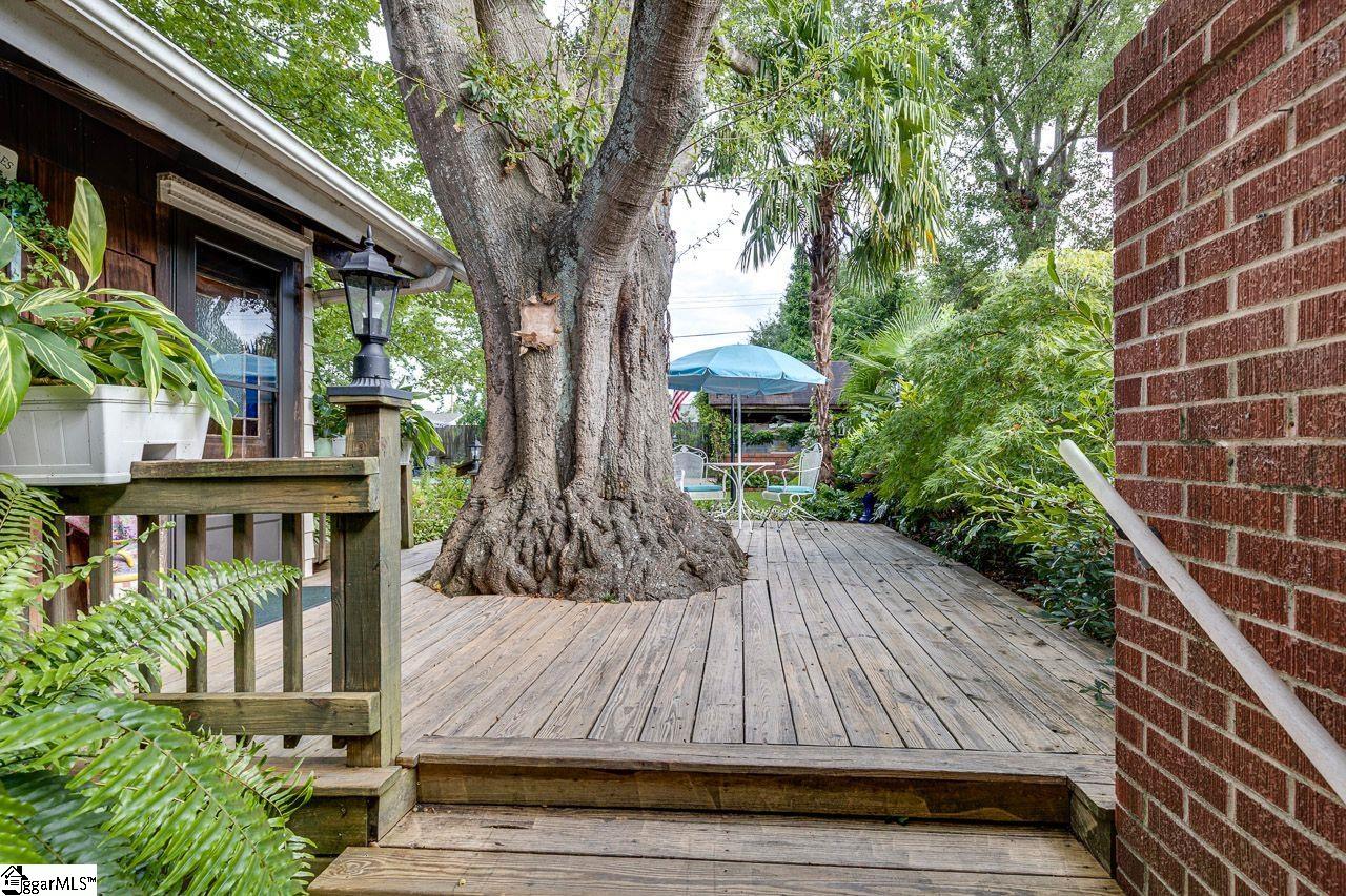 610 W Fredericks Street Property Photo 35