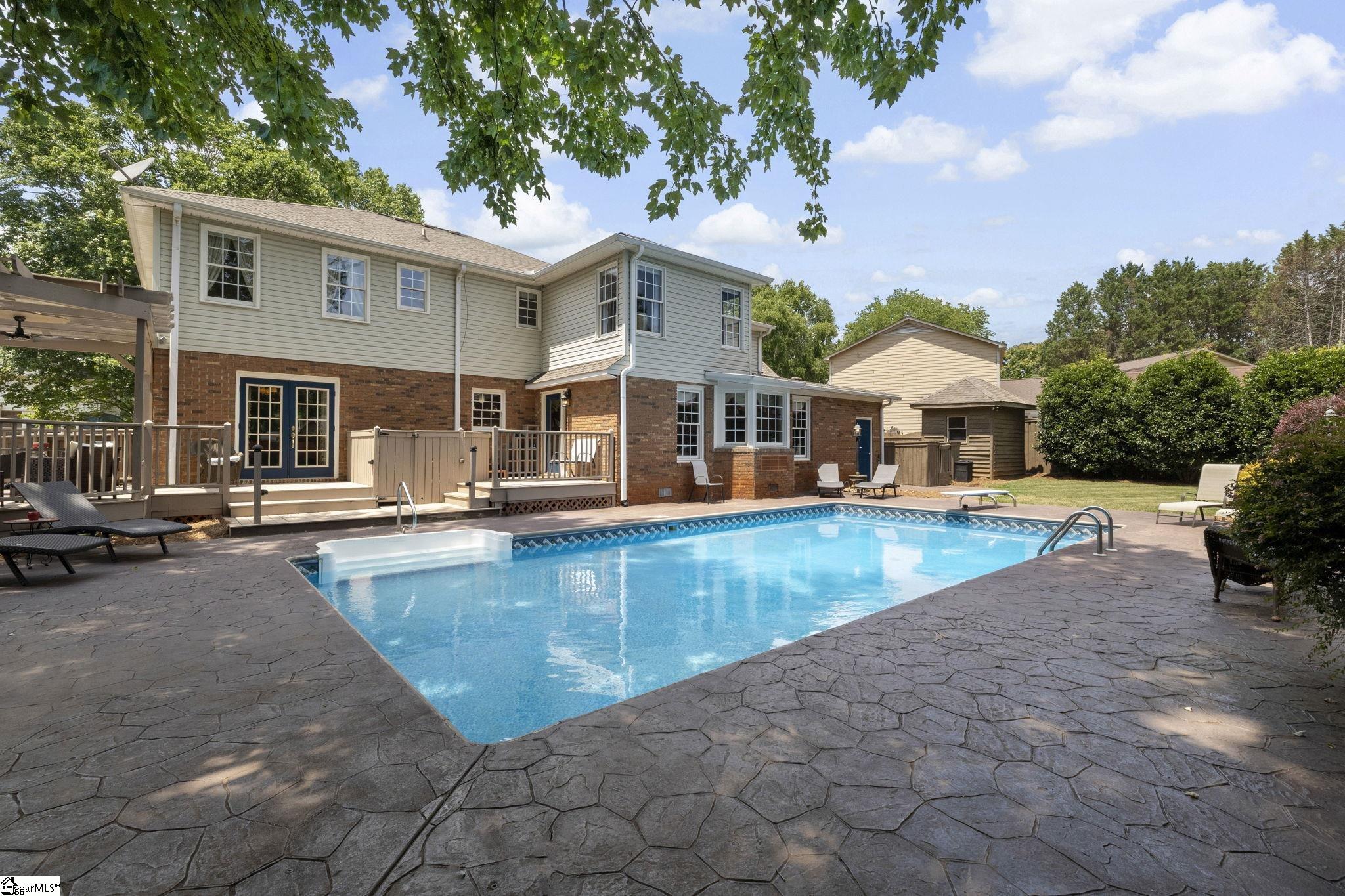 4 Brynhurst Court Property Photo 2