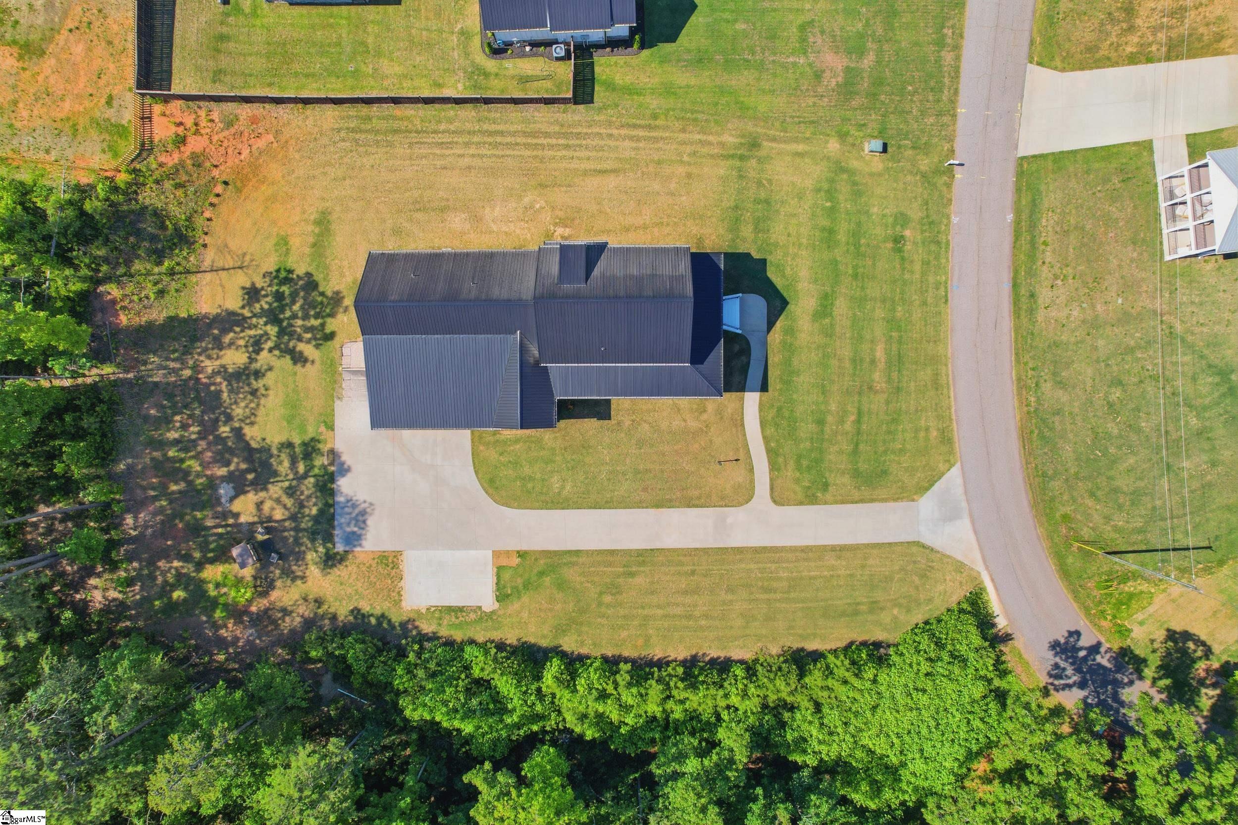 1006 Embassy Drive Property Photo 34