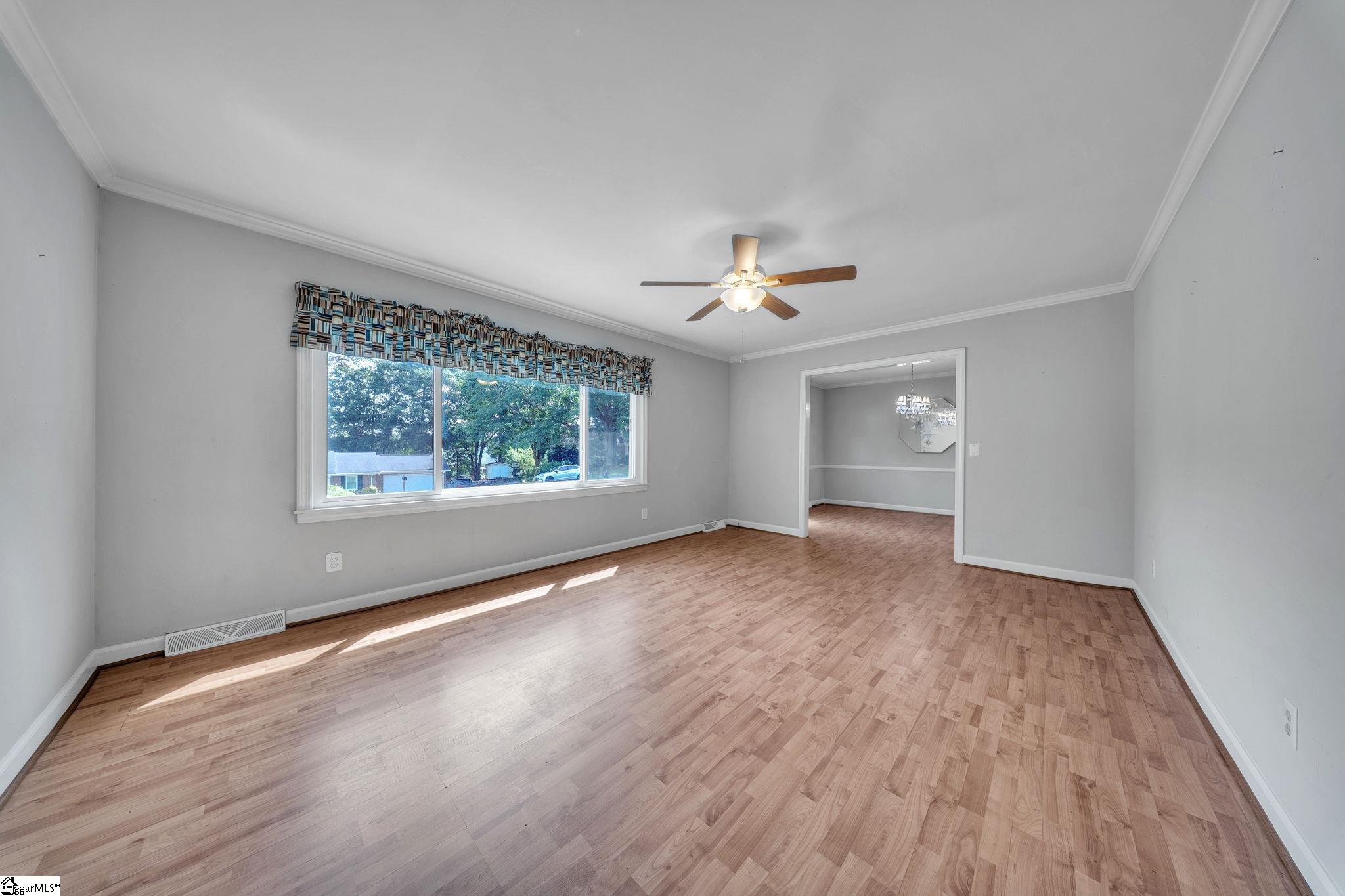 207 Donington Drive Property Photo 4