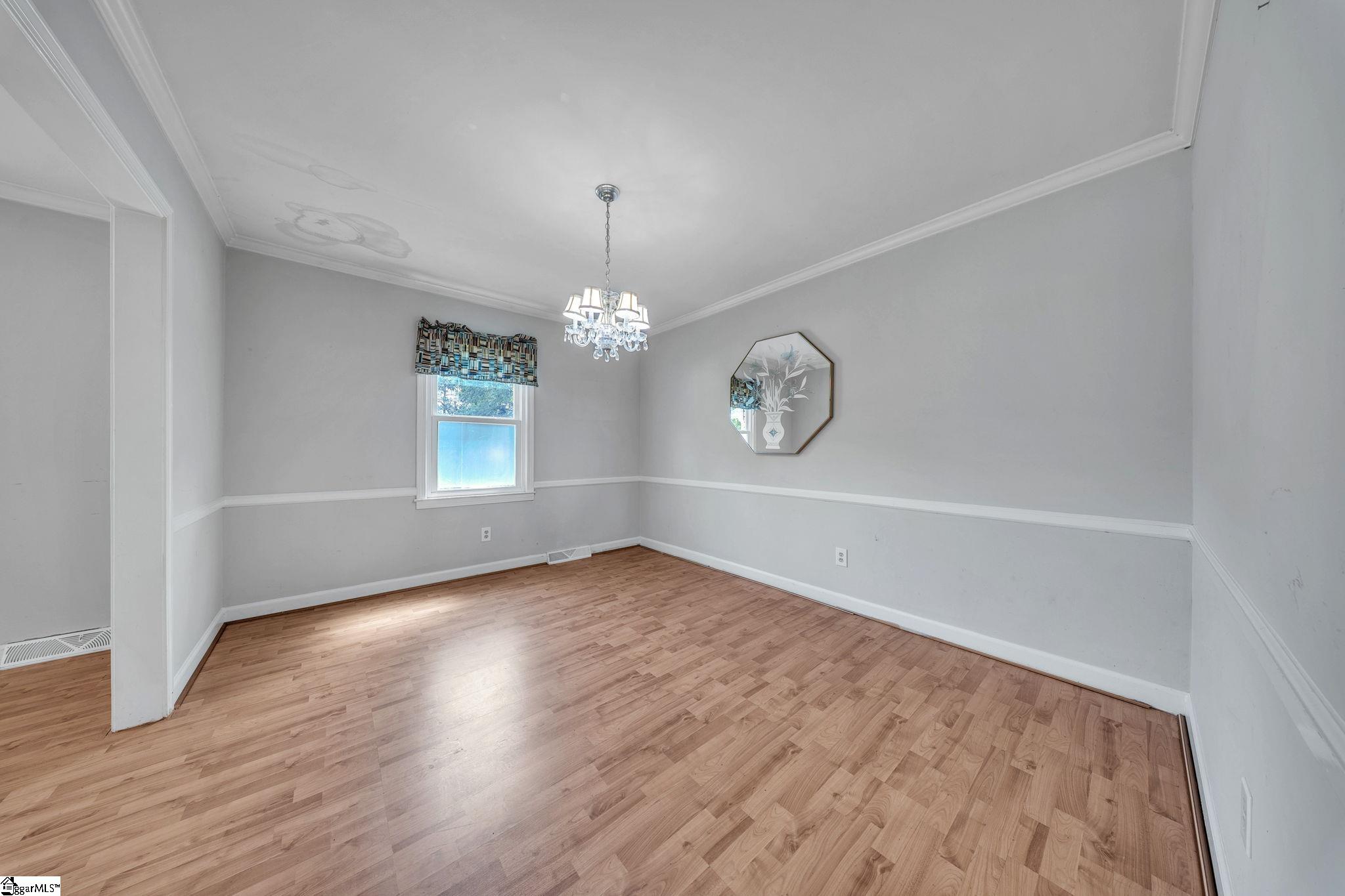 207 Donington Drive Property Photo 6