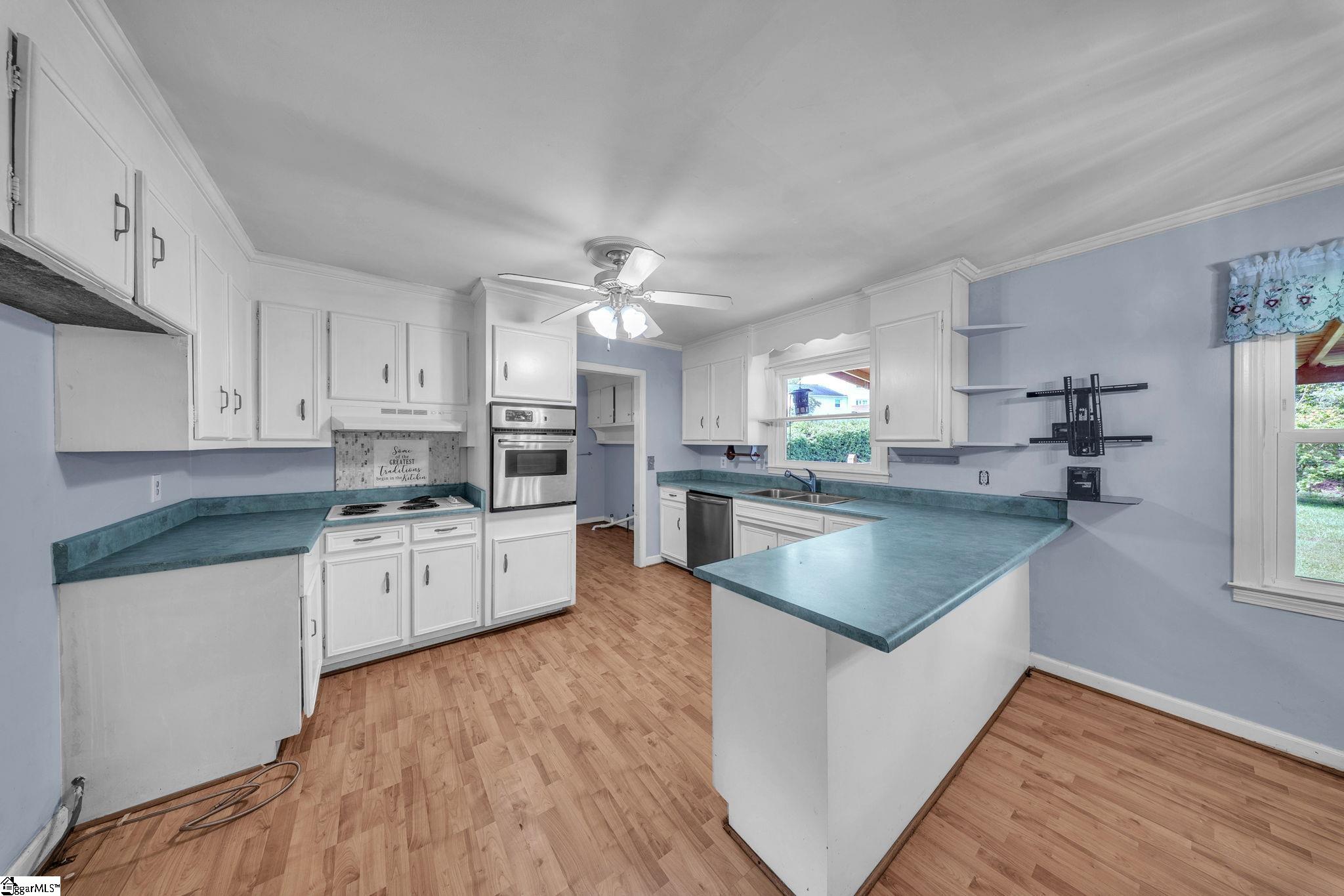 207 Donington Drive Property Photo 9