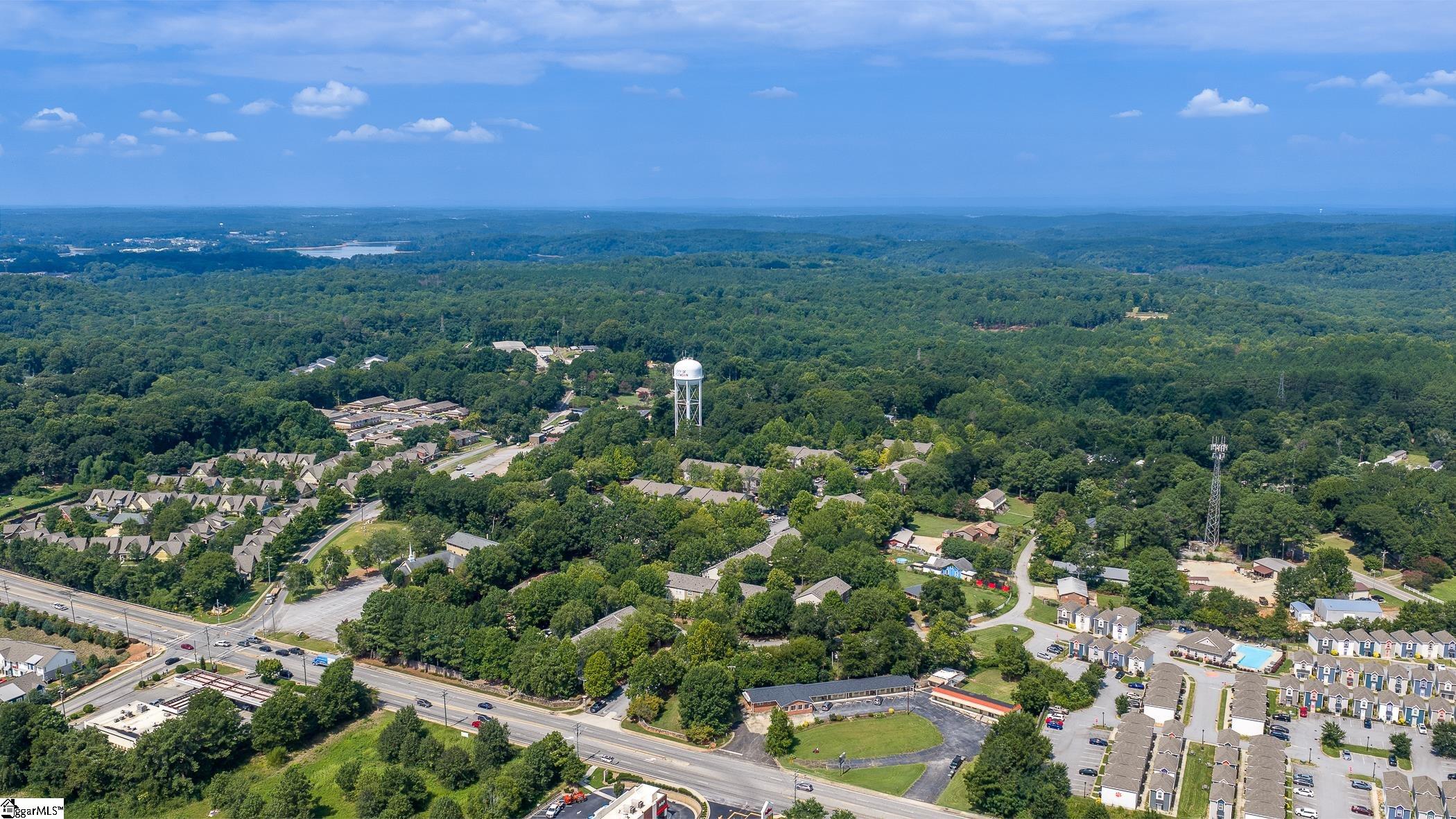 833 Old Greenville Highway Property Photo 43