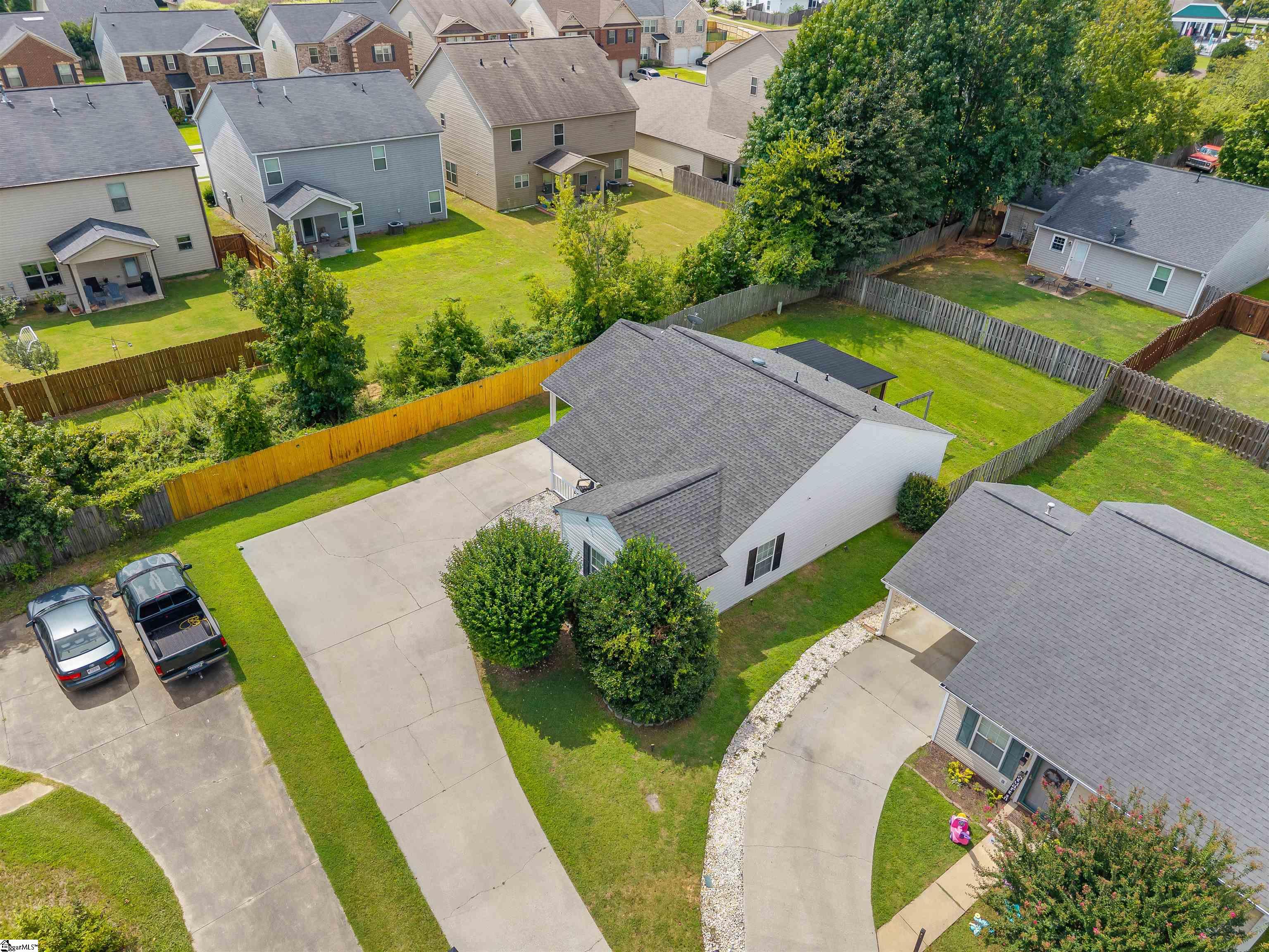 712 Larado Court Property Photo 21