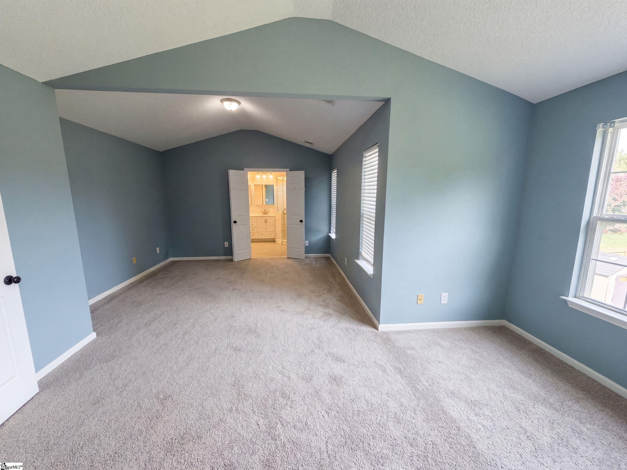 18 Summerlin Place Property Photo 4