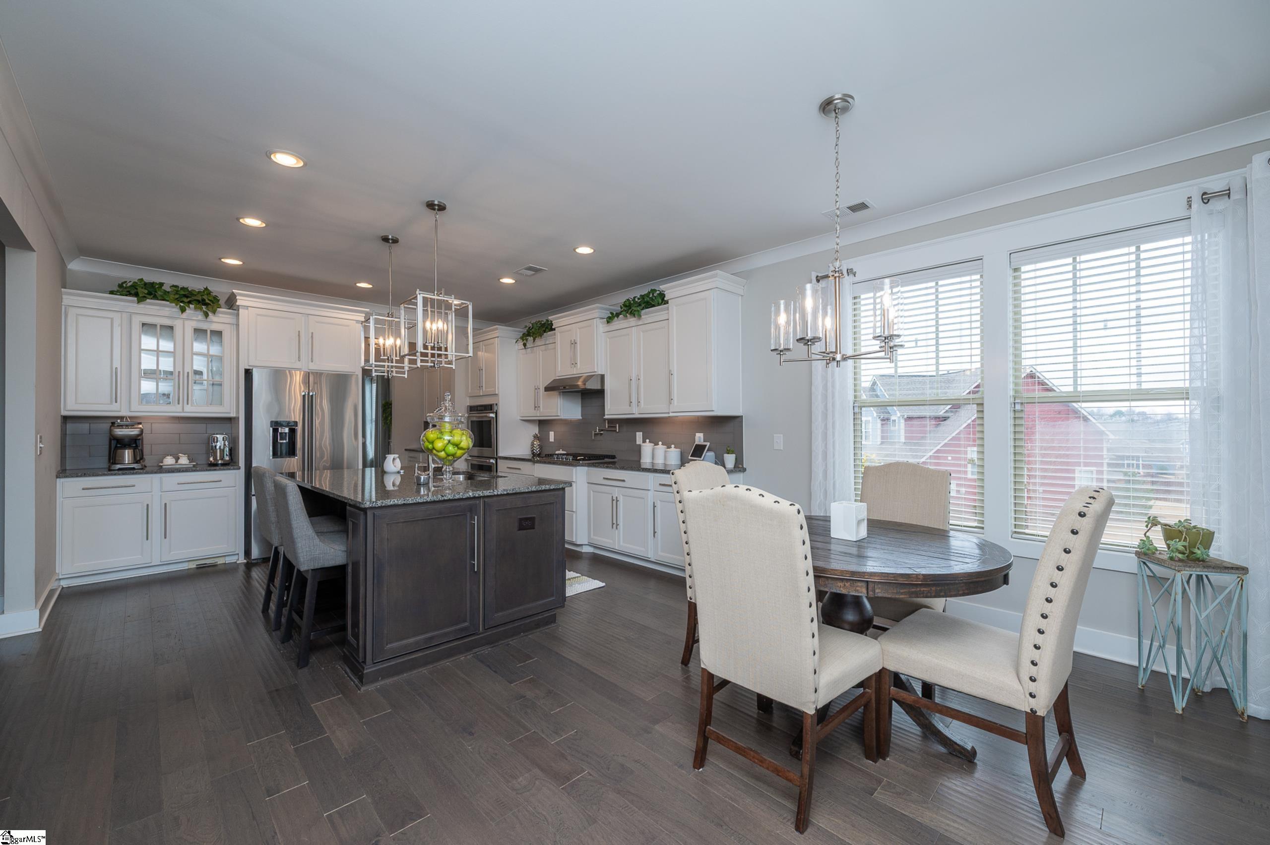 120 Longfellow Way Property Photo 8