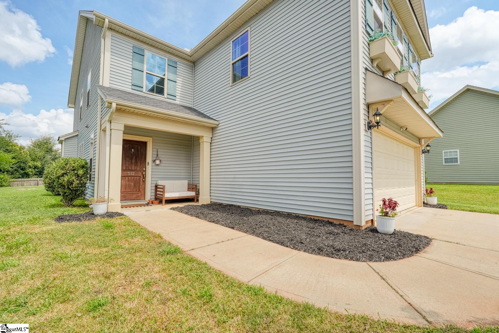 512 Furman Creek Court Property Photo 2