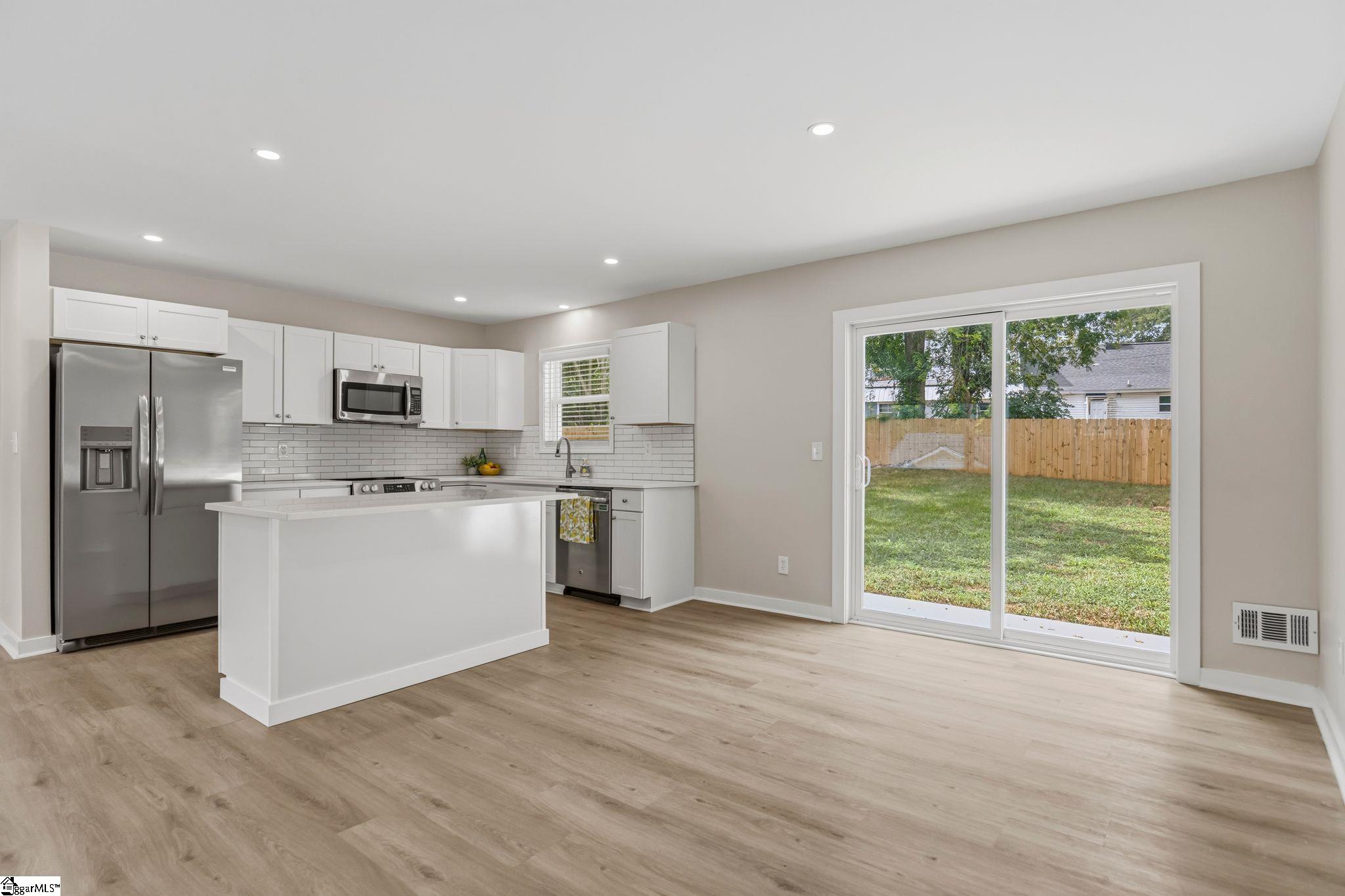 17 Springside Avenue Property Photo 4
