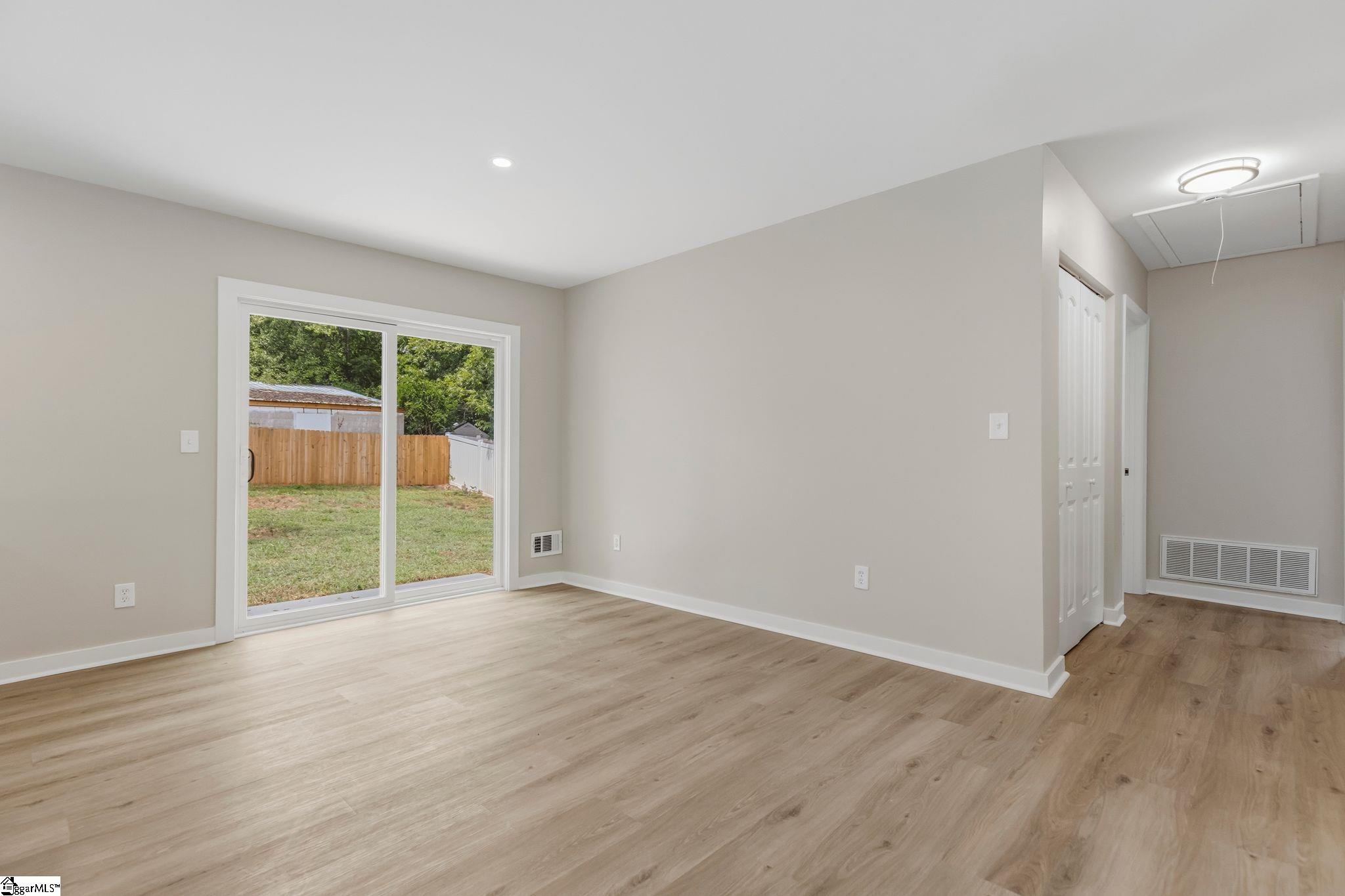 17 Springside Avenue Property Photo 20
