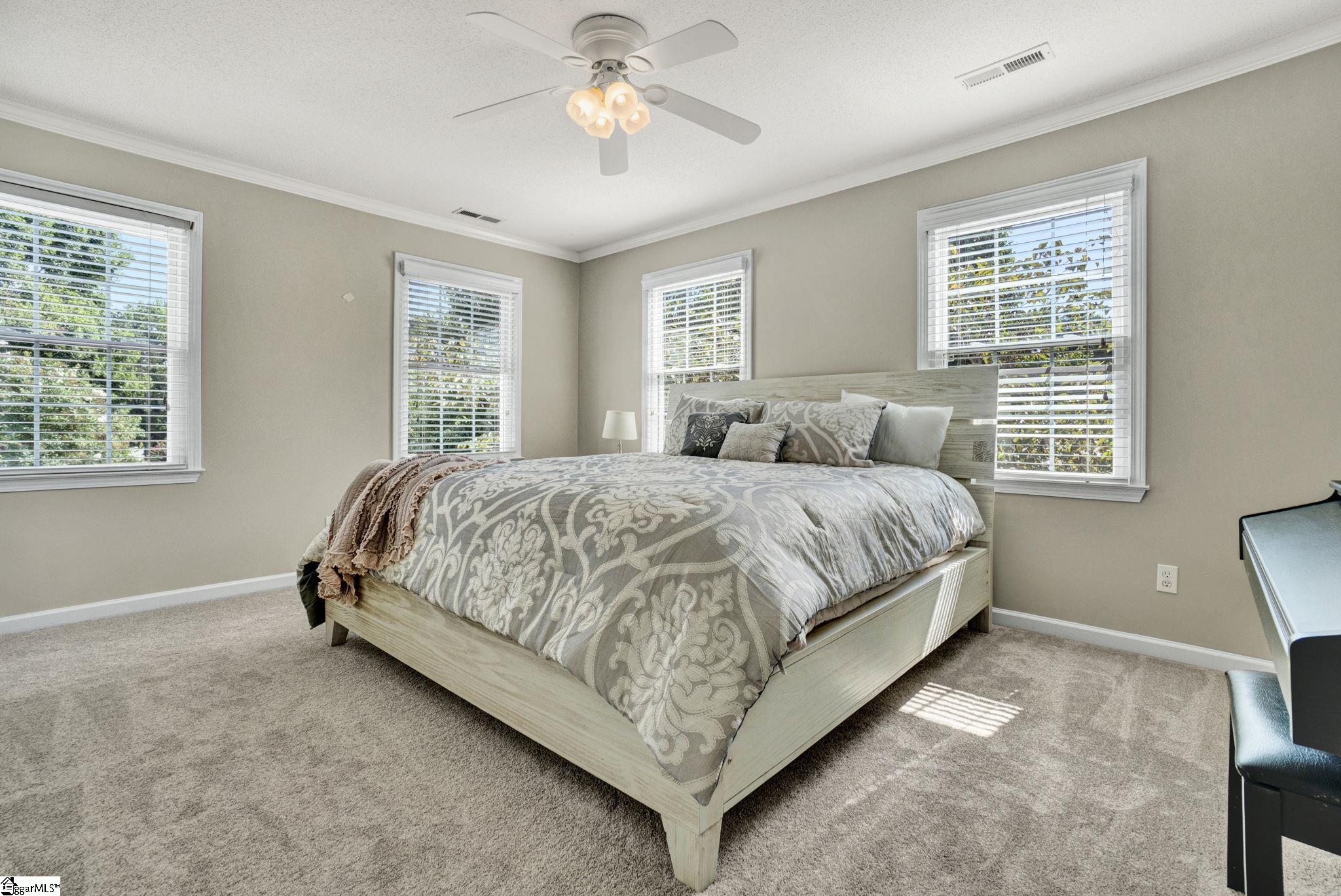 10 Woodsage Court Property Photo 22