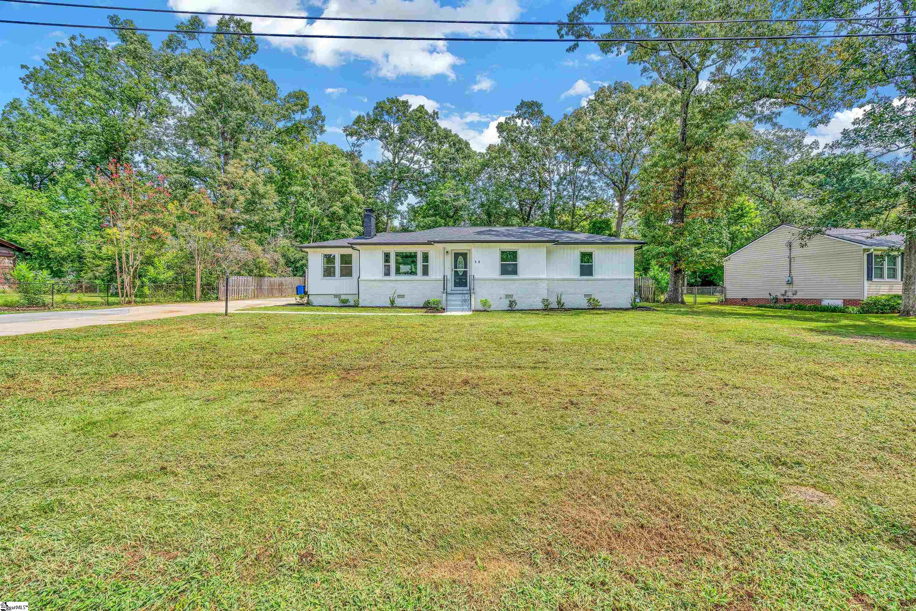 12 Brewster Drive Property Photo 3