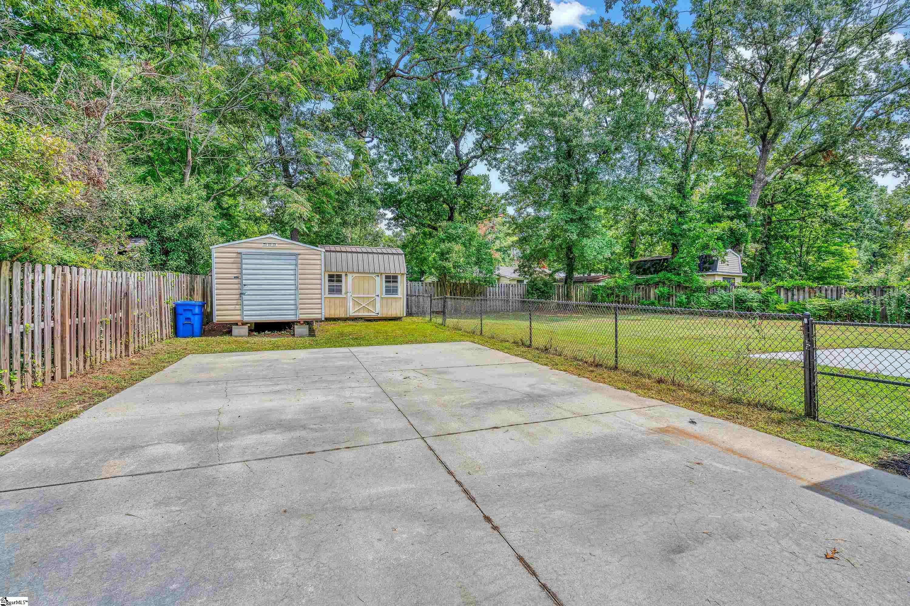 12 Brewster Drive Property Photo 24