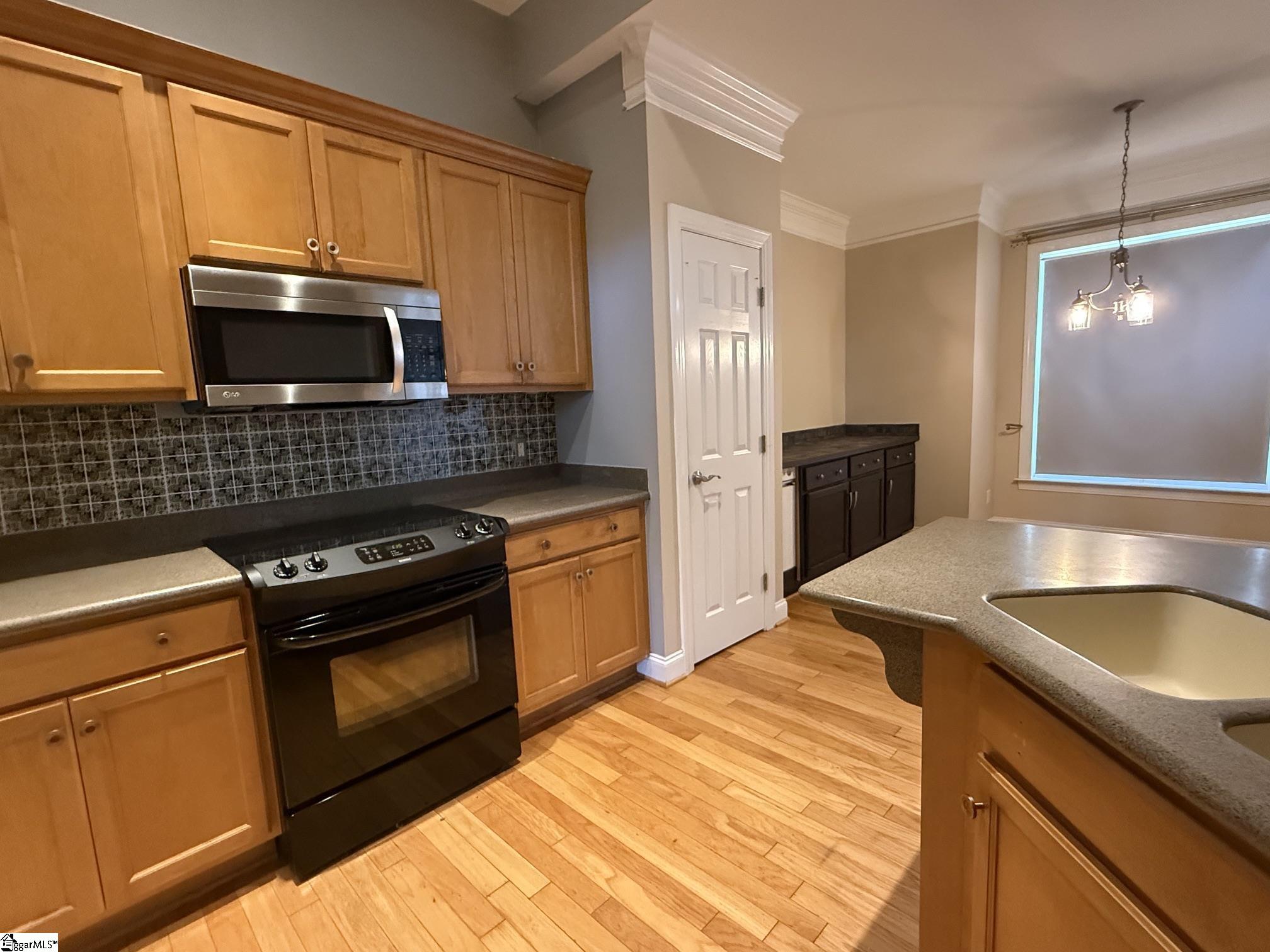 2 Windmill Way Property Photo 5