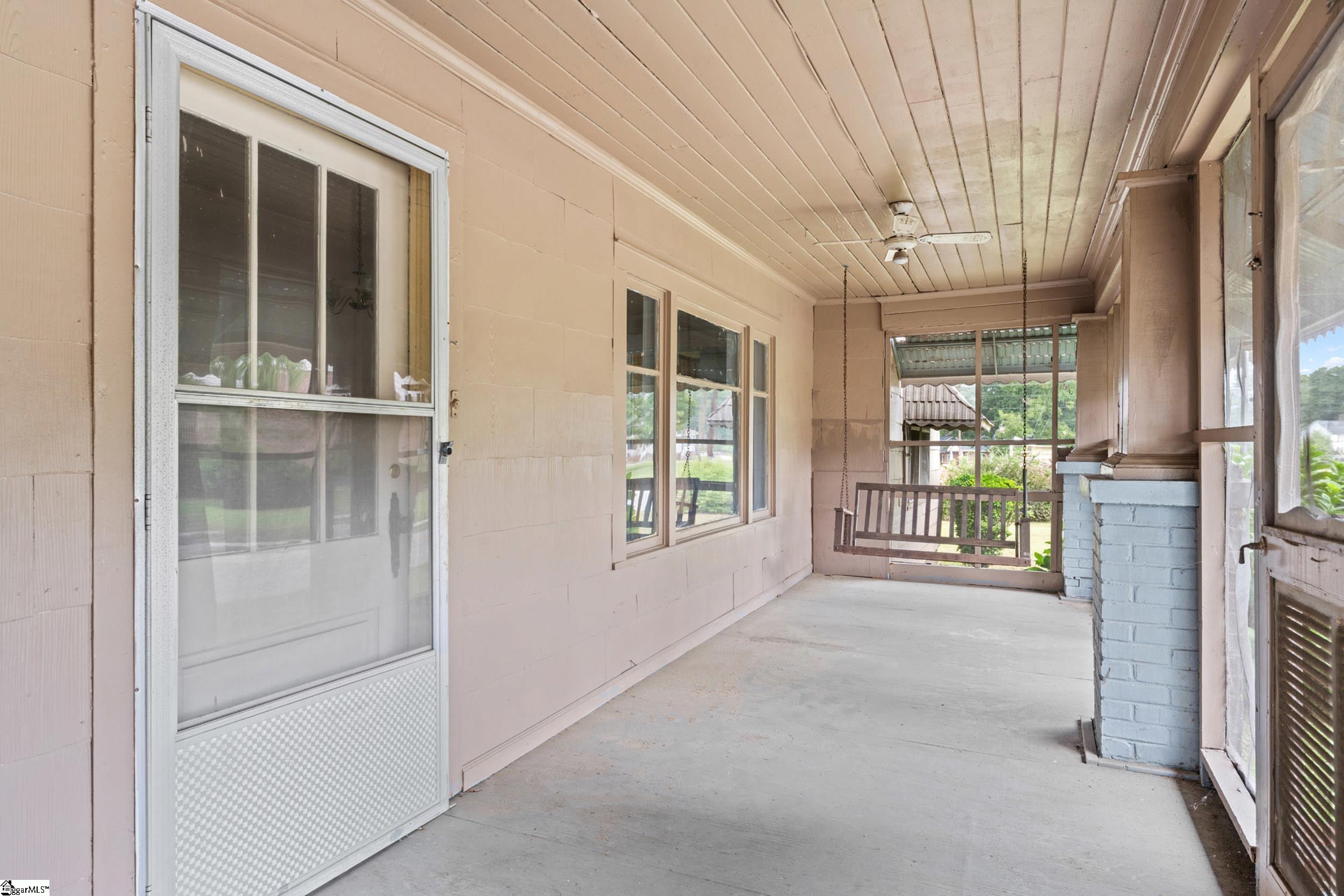 212 Breazeale Street Property Photo 4