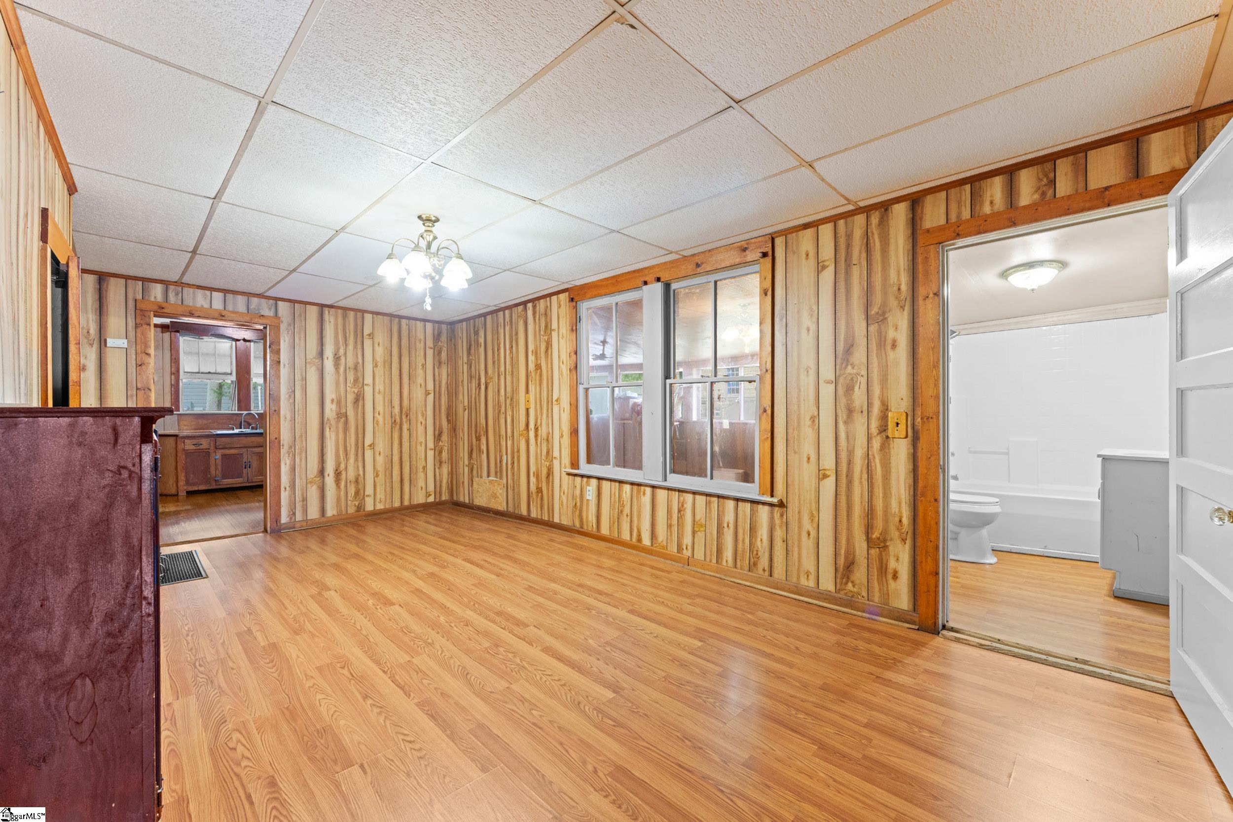 212 Breazeale Street Property Photo 9