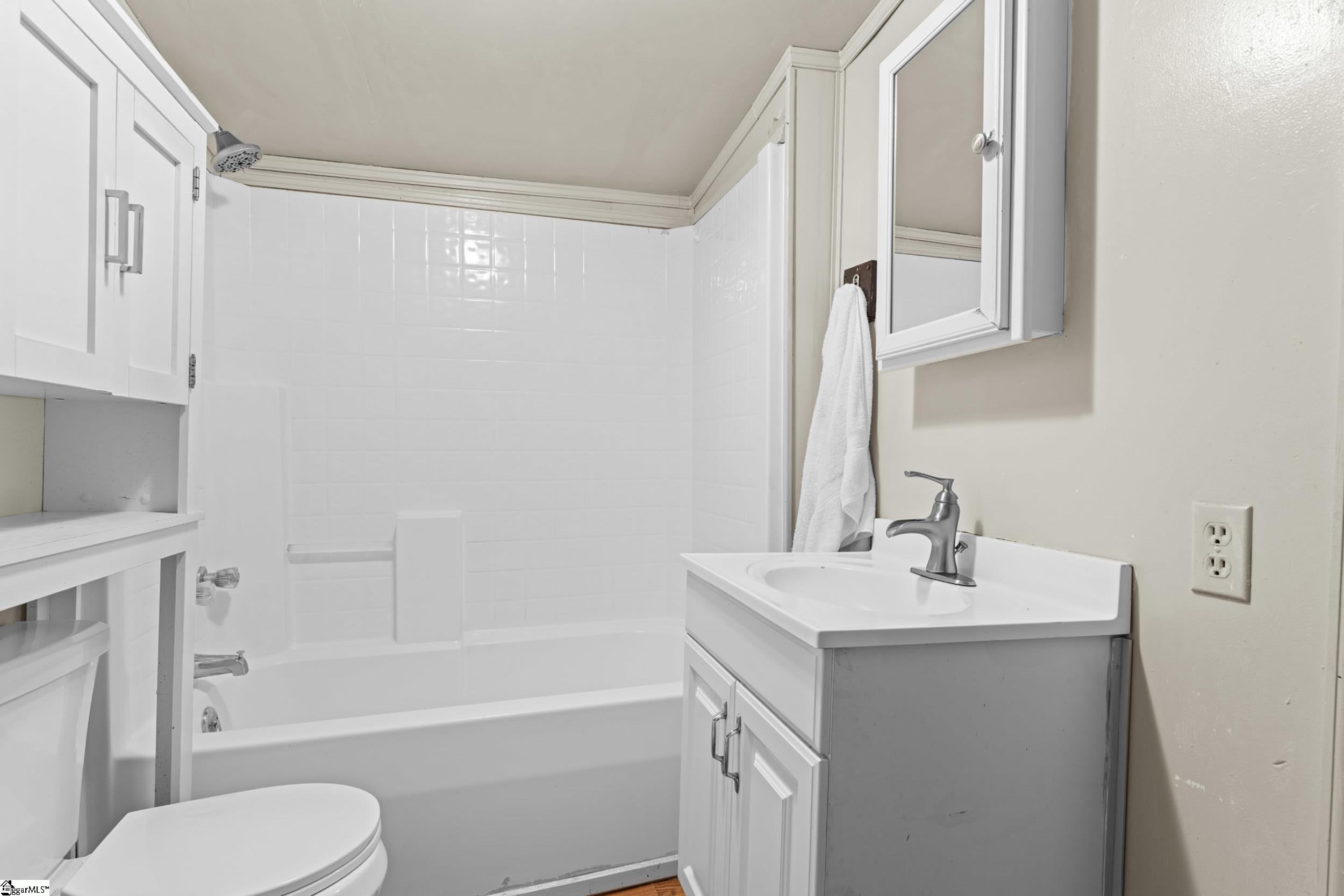 212 Breazeale Street Property Photo 15