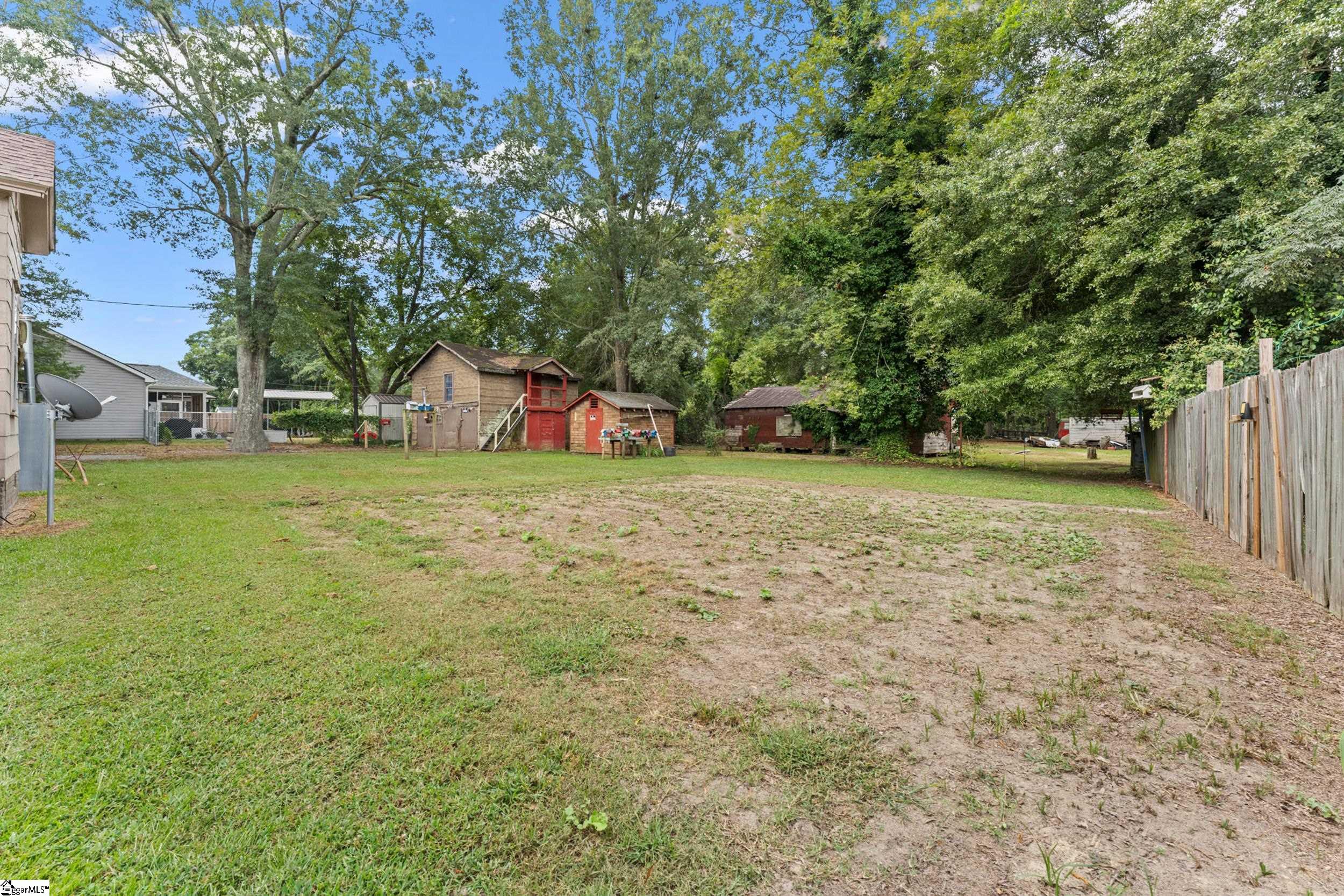 212 Breazeale Street Property Photo 17