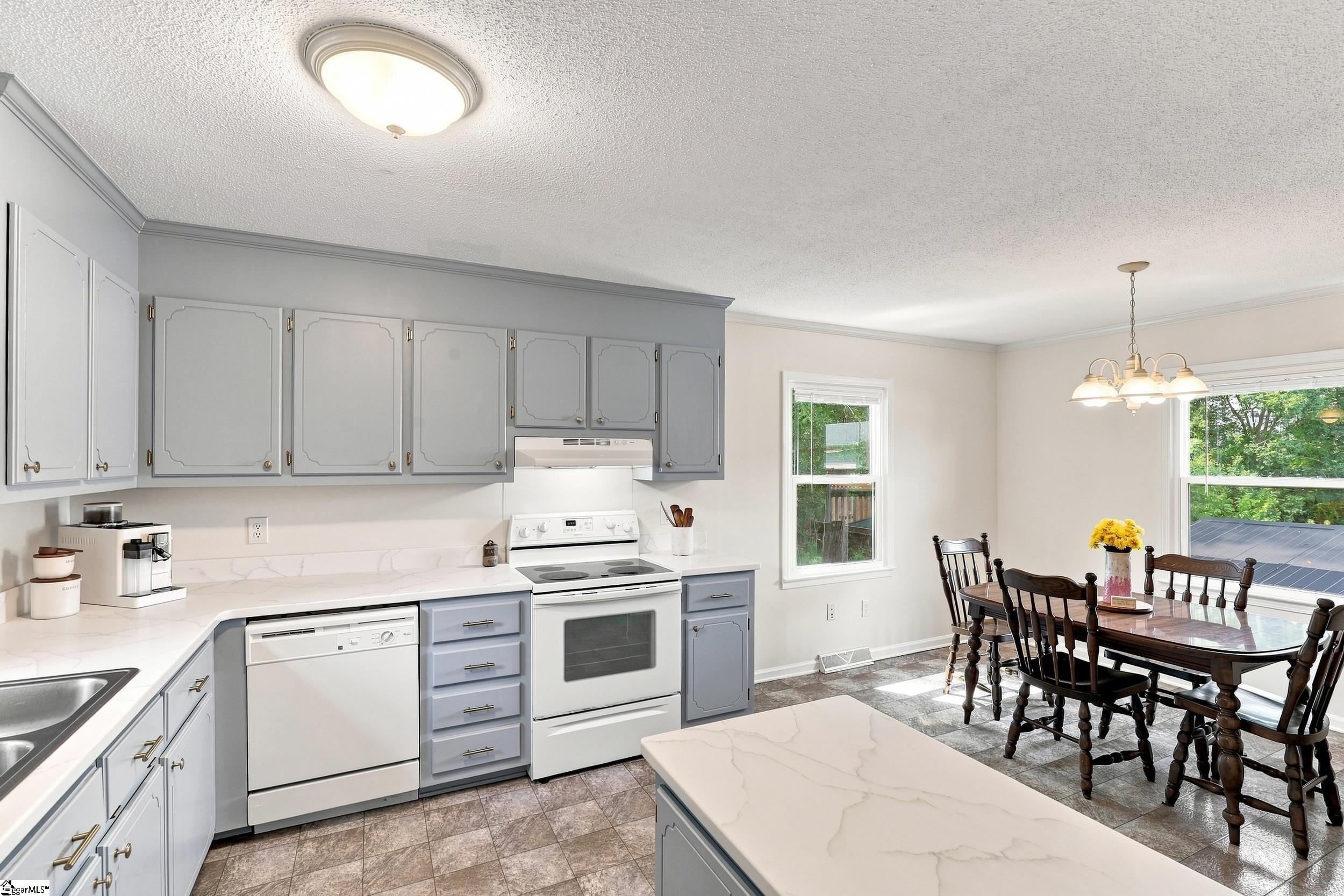 110 Tollgate Court Property Photo 10