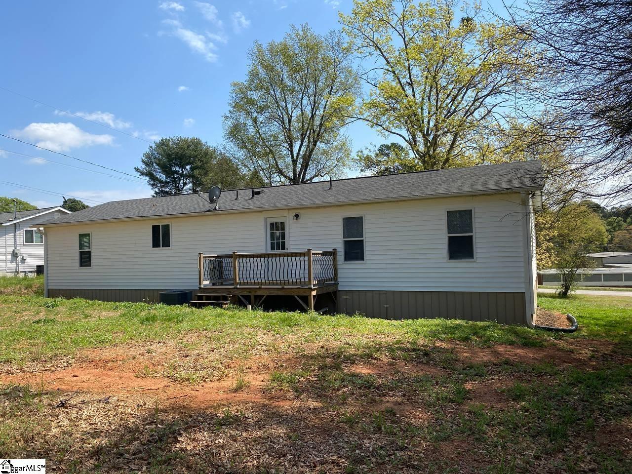 521 Park Street Property Photo 7
