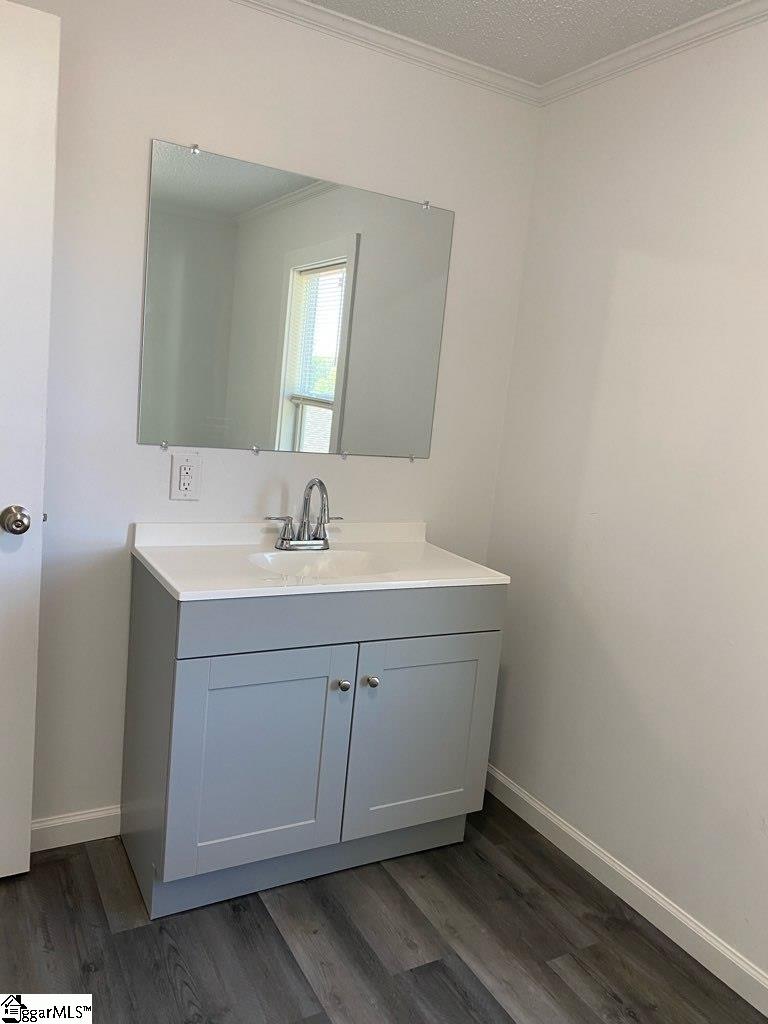521 Park Street Property Photo 10