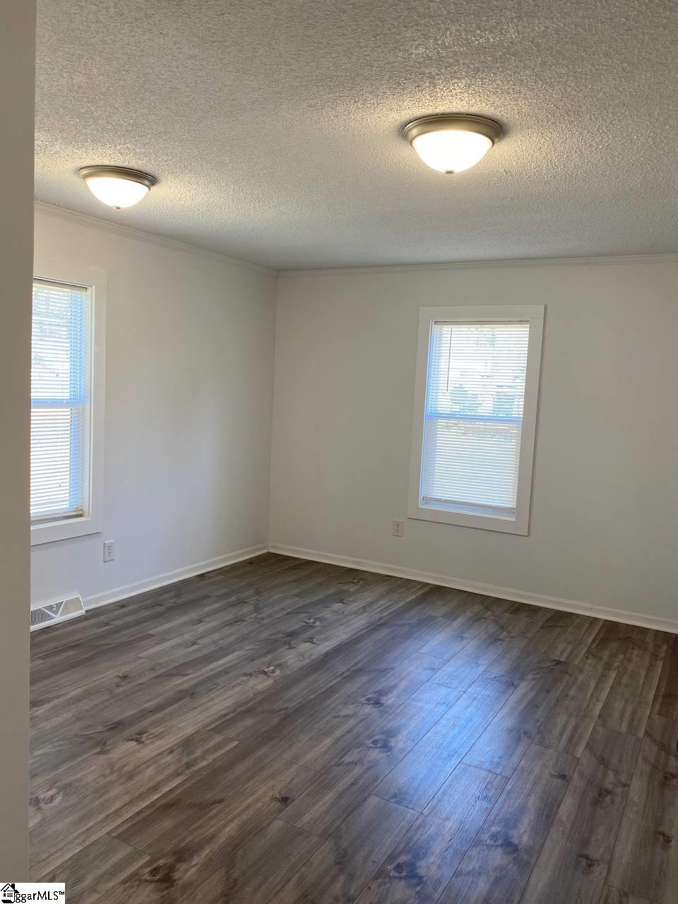 521 Park Street Property Photo 23