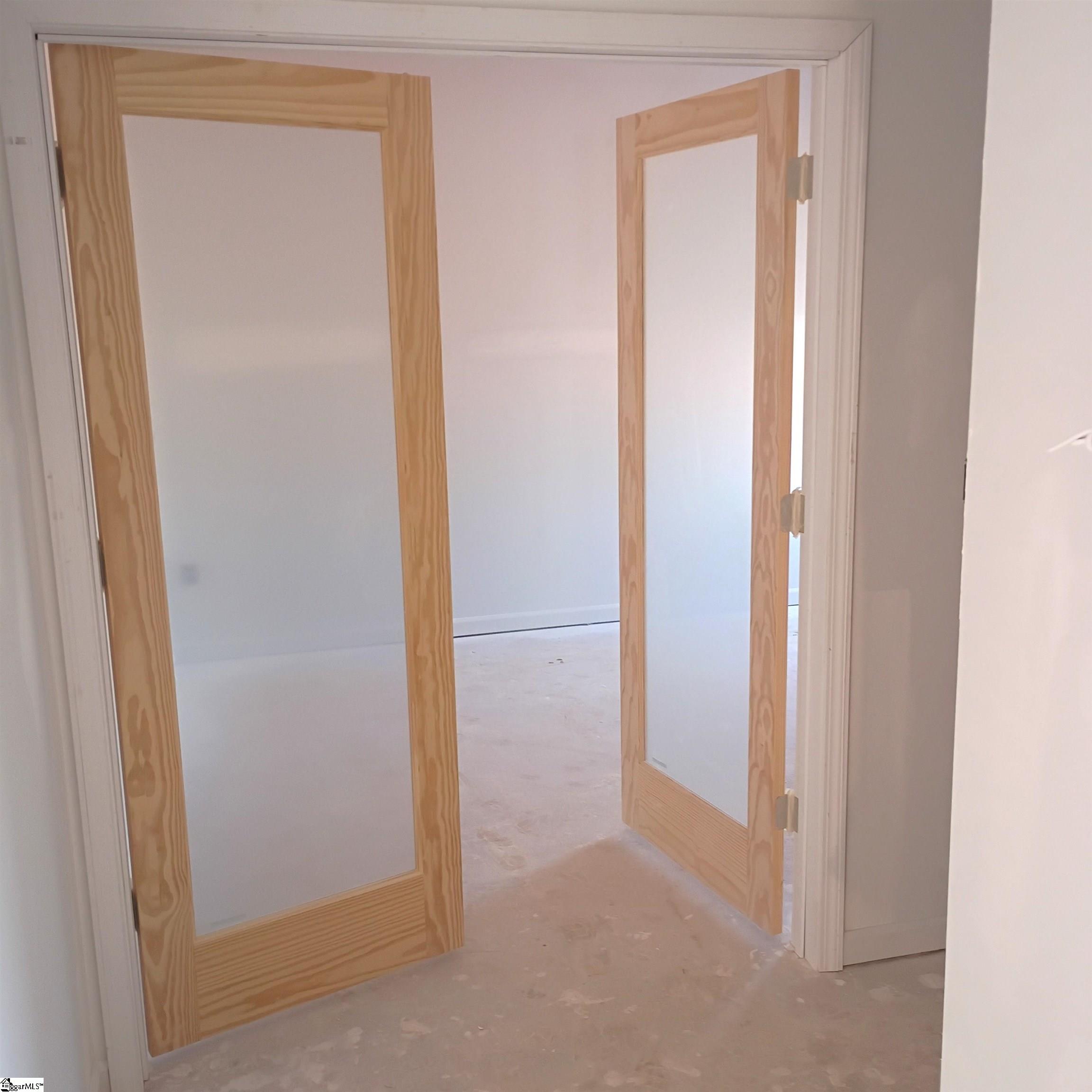 215 Pretoria Drive Property Photo 5