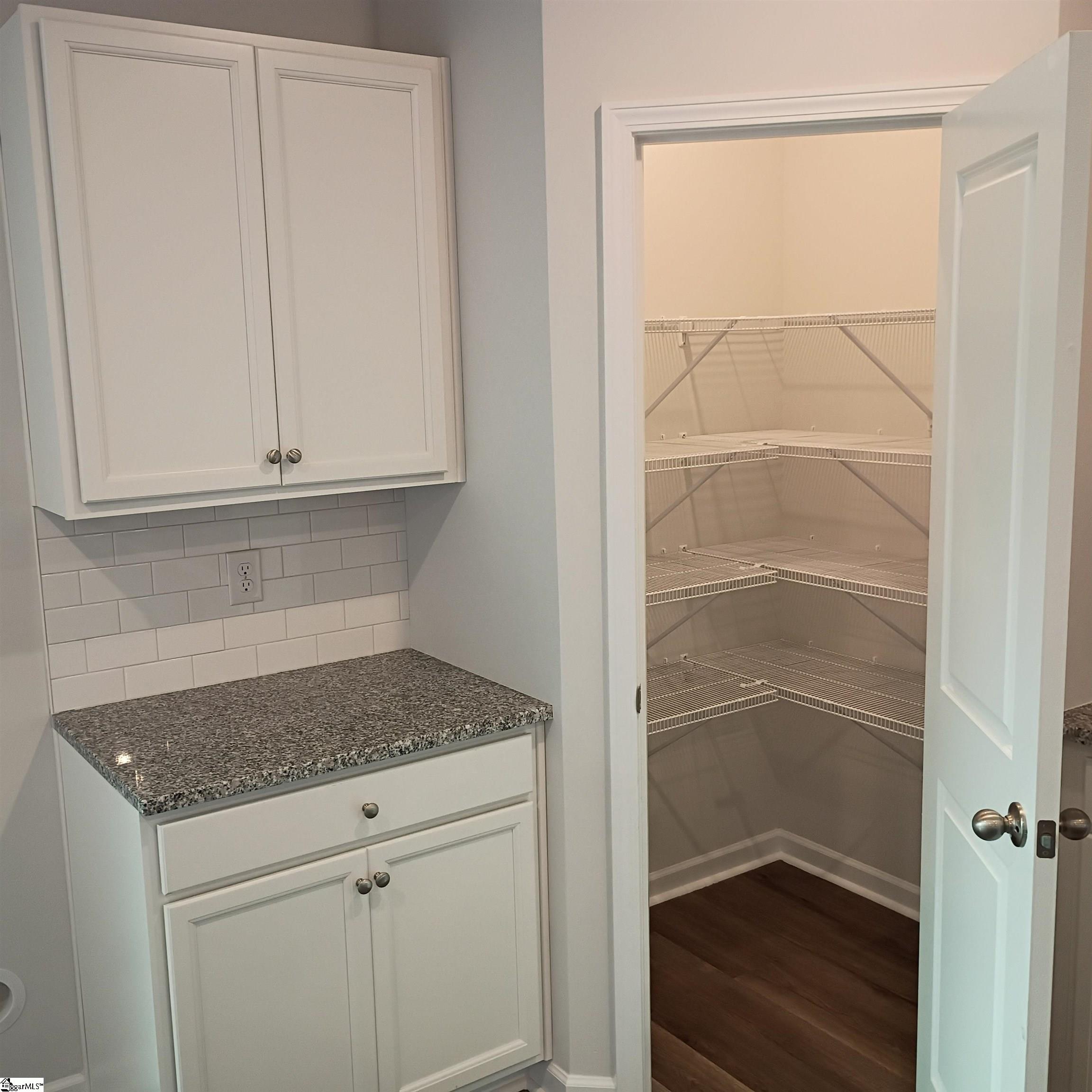 215 Pretoria Drive Property Photo 6