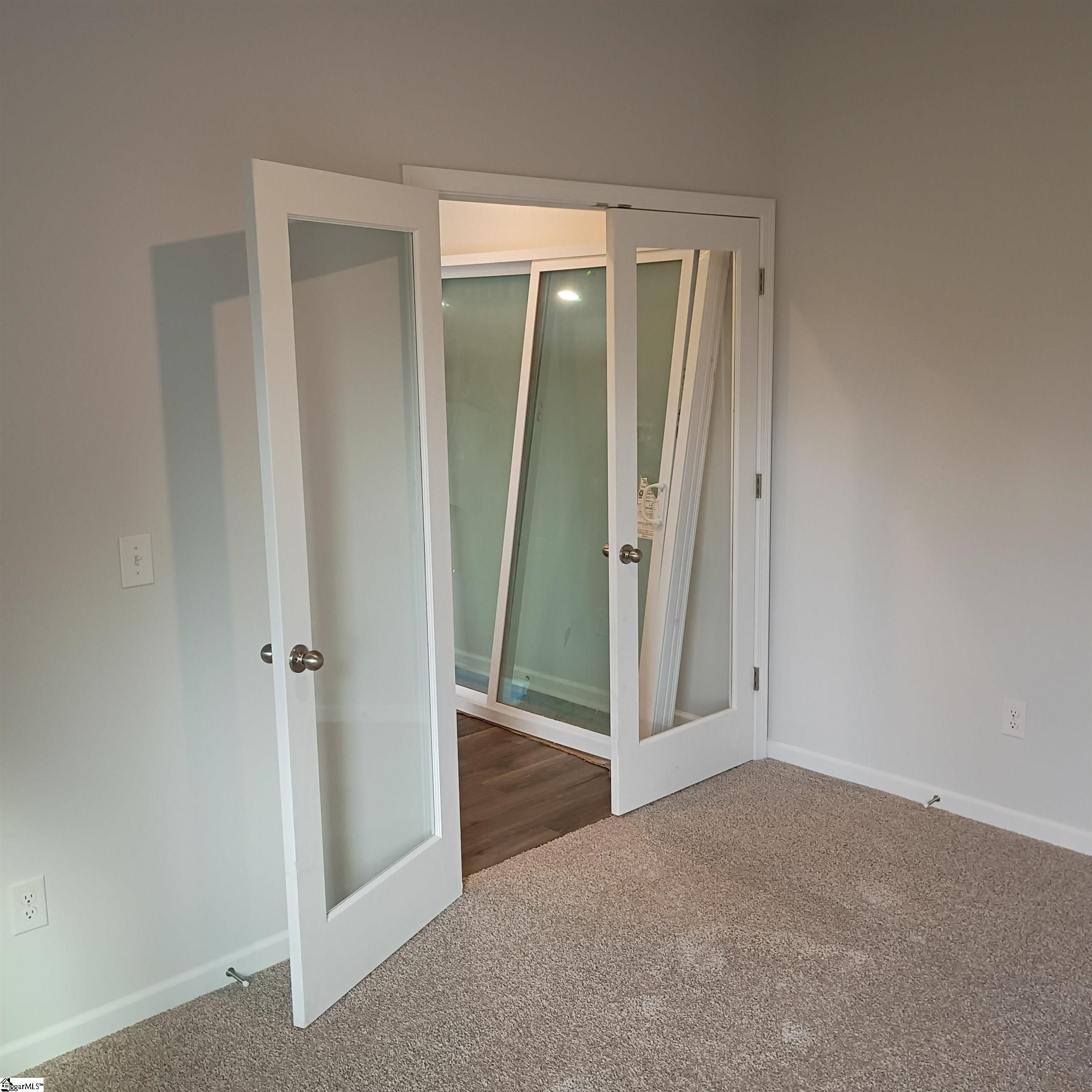 215 Pretoria Drive Property Photo 9