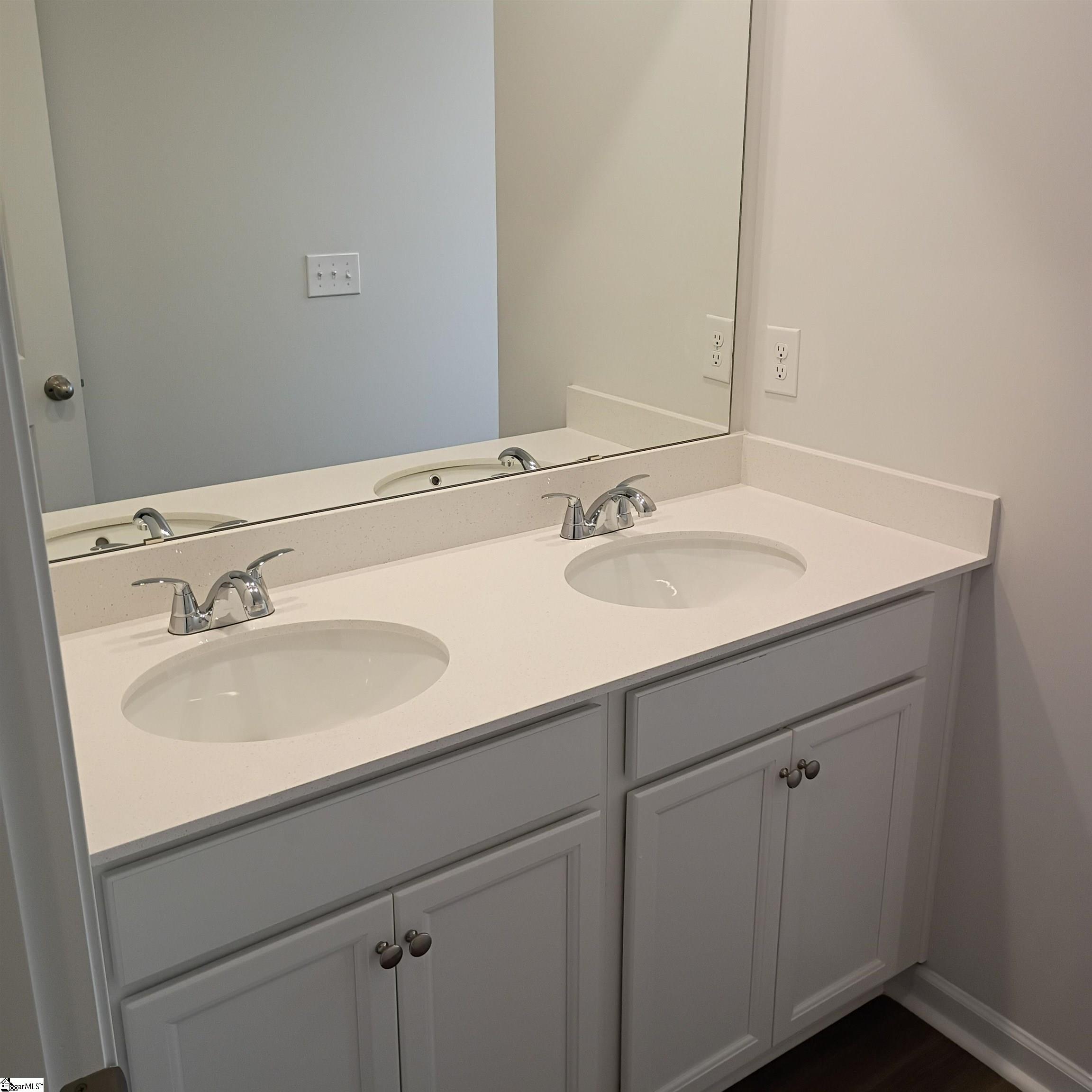 215 Pretoria Drive Property Photo 24