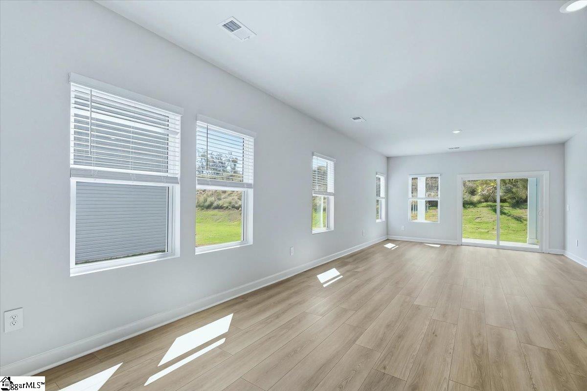 134 Gardner Avenue Property Photo 8