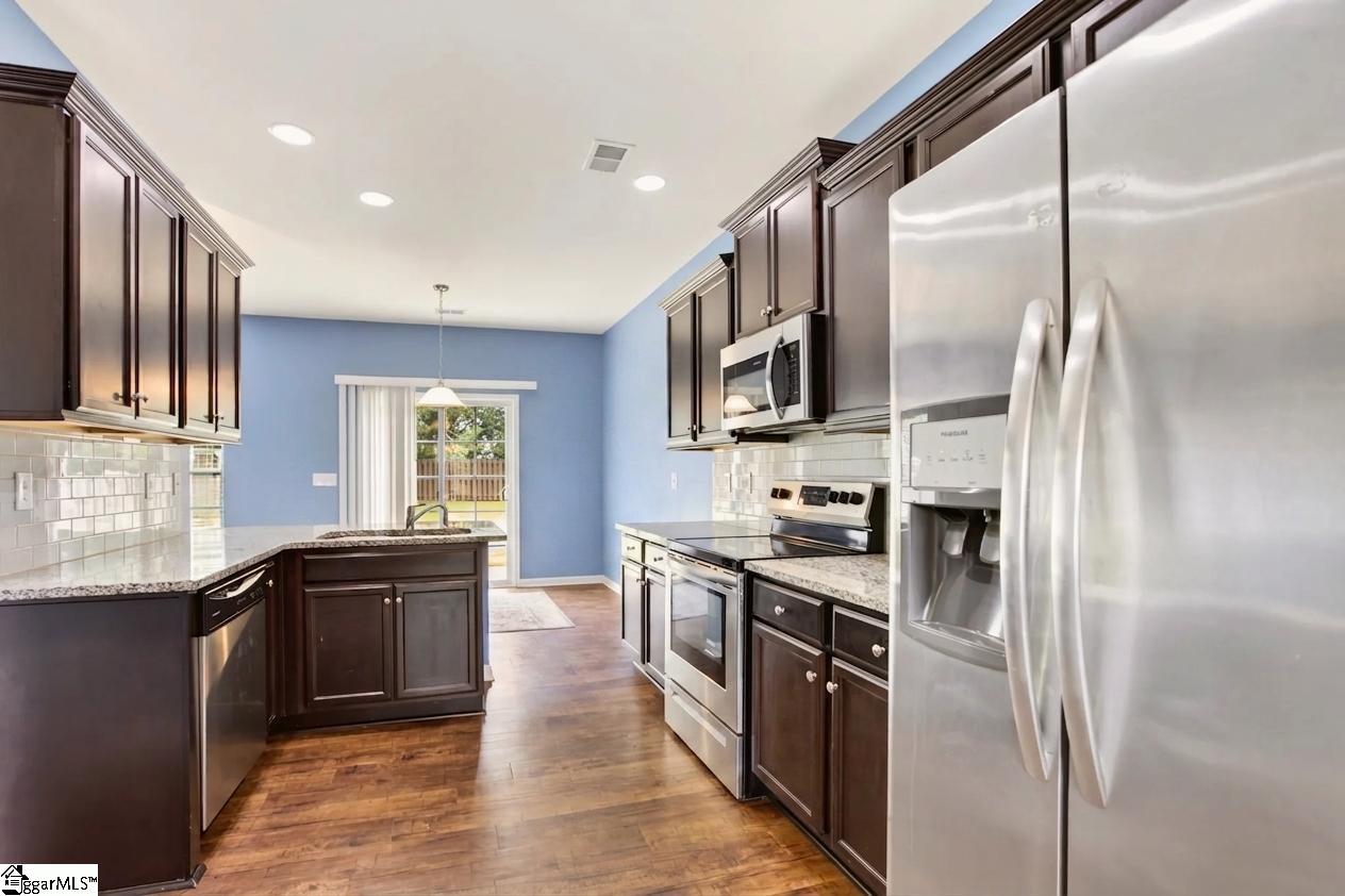 110 Cypress Landing Place Property Photo 8