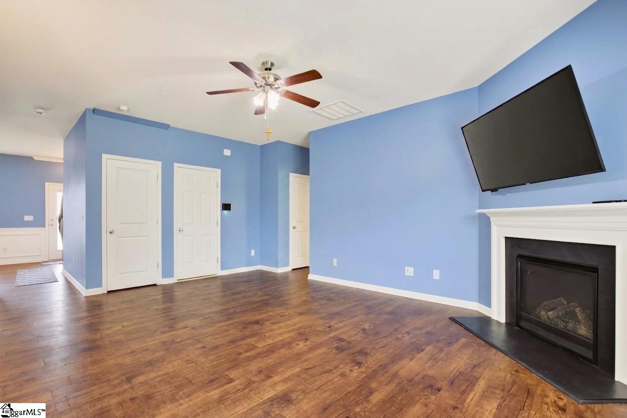 110 Cypress Landing Place Property Photo 14