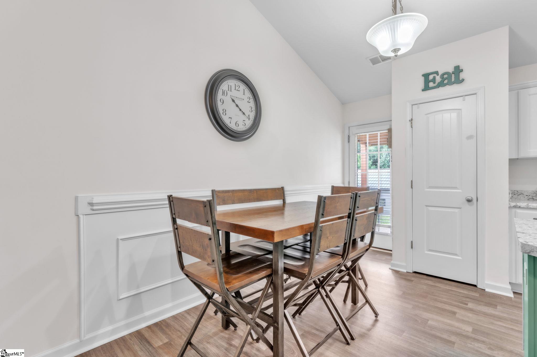 140 Miller Road Property Photo 8