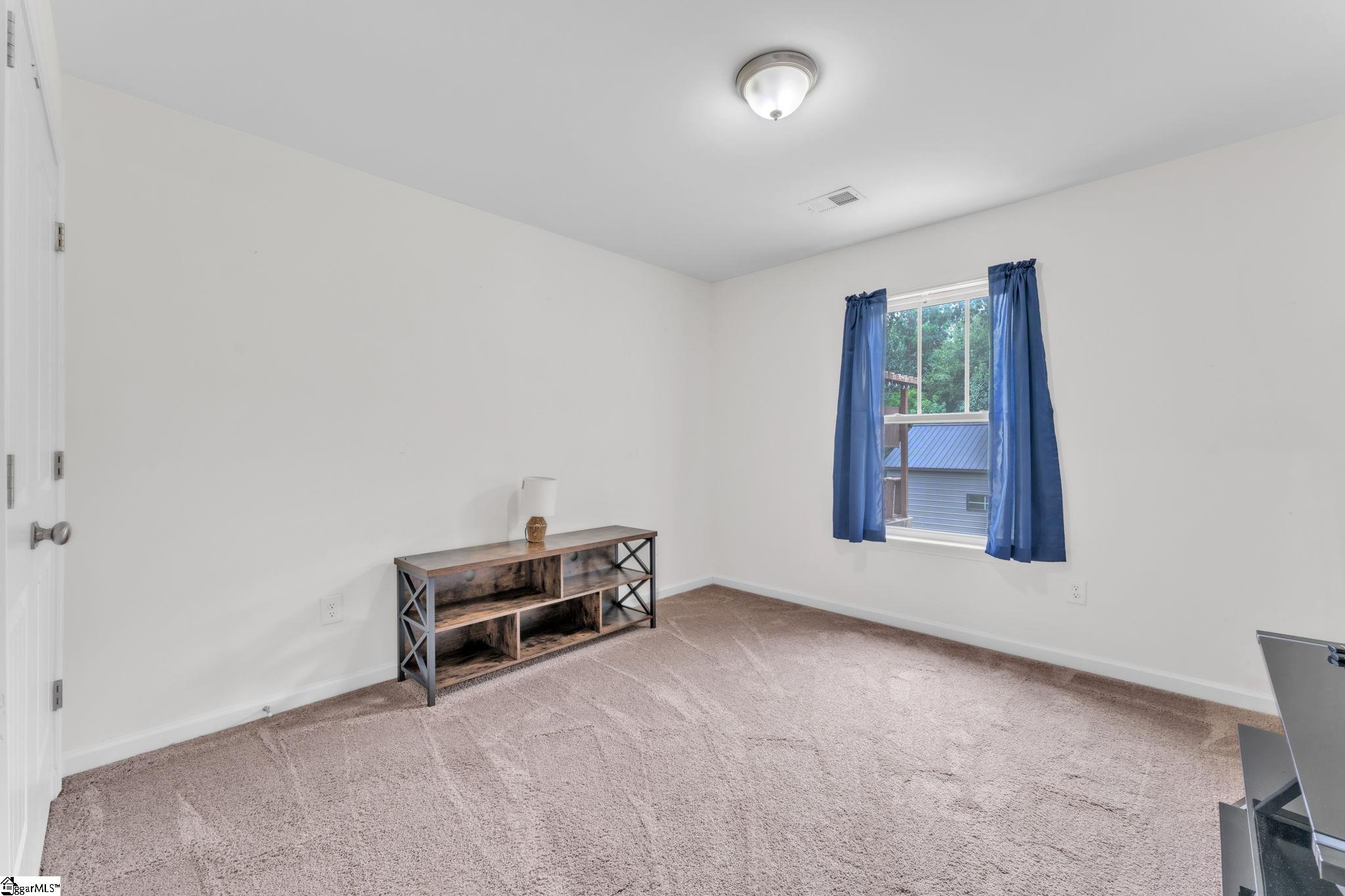 140 Miller Road Property Photo 13