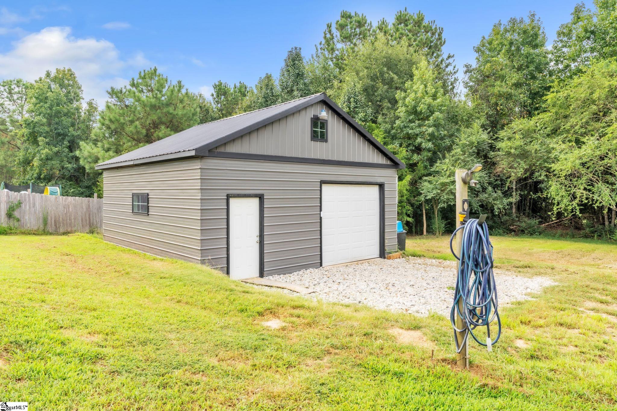 140 Miller Road Property Photo 22