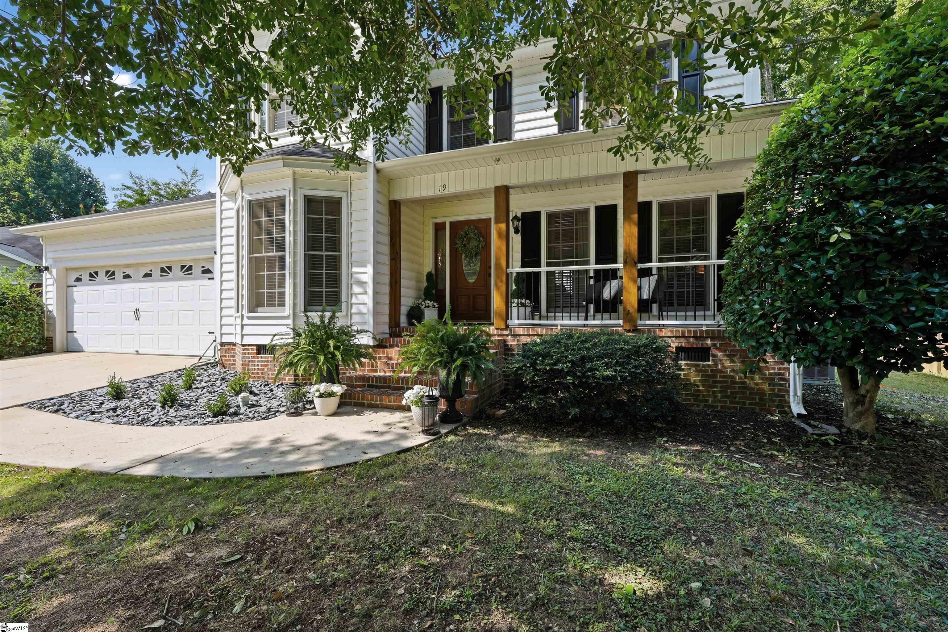 19 Chantilly Rue Court Property Photo 3
