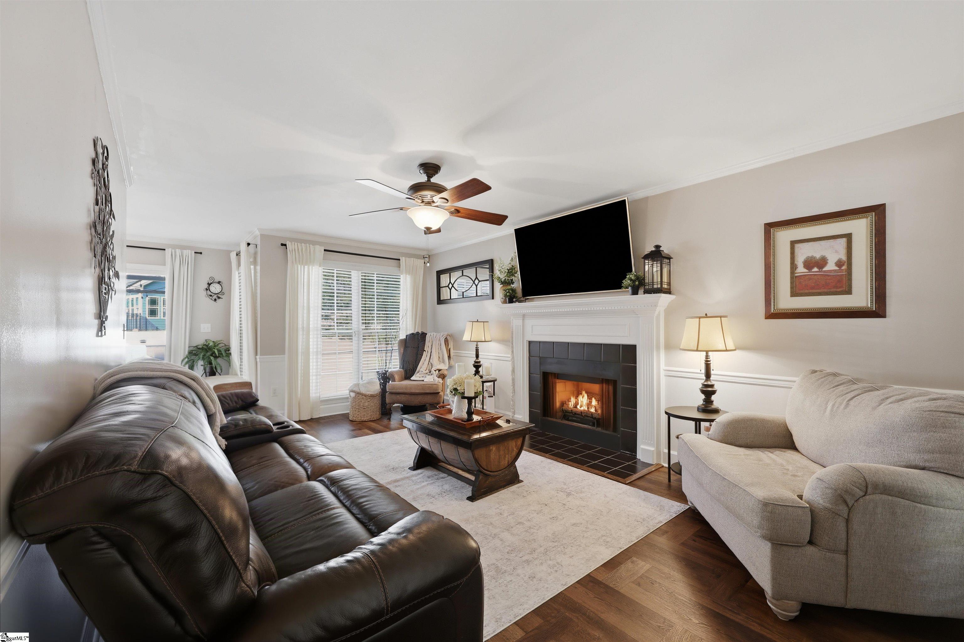 19 Chantilly Rue Court Property Photo 7