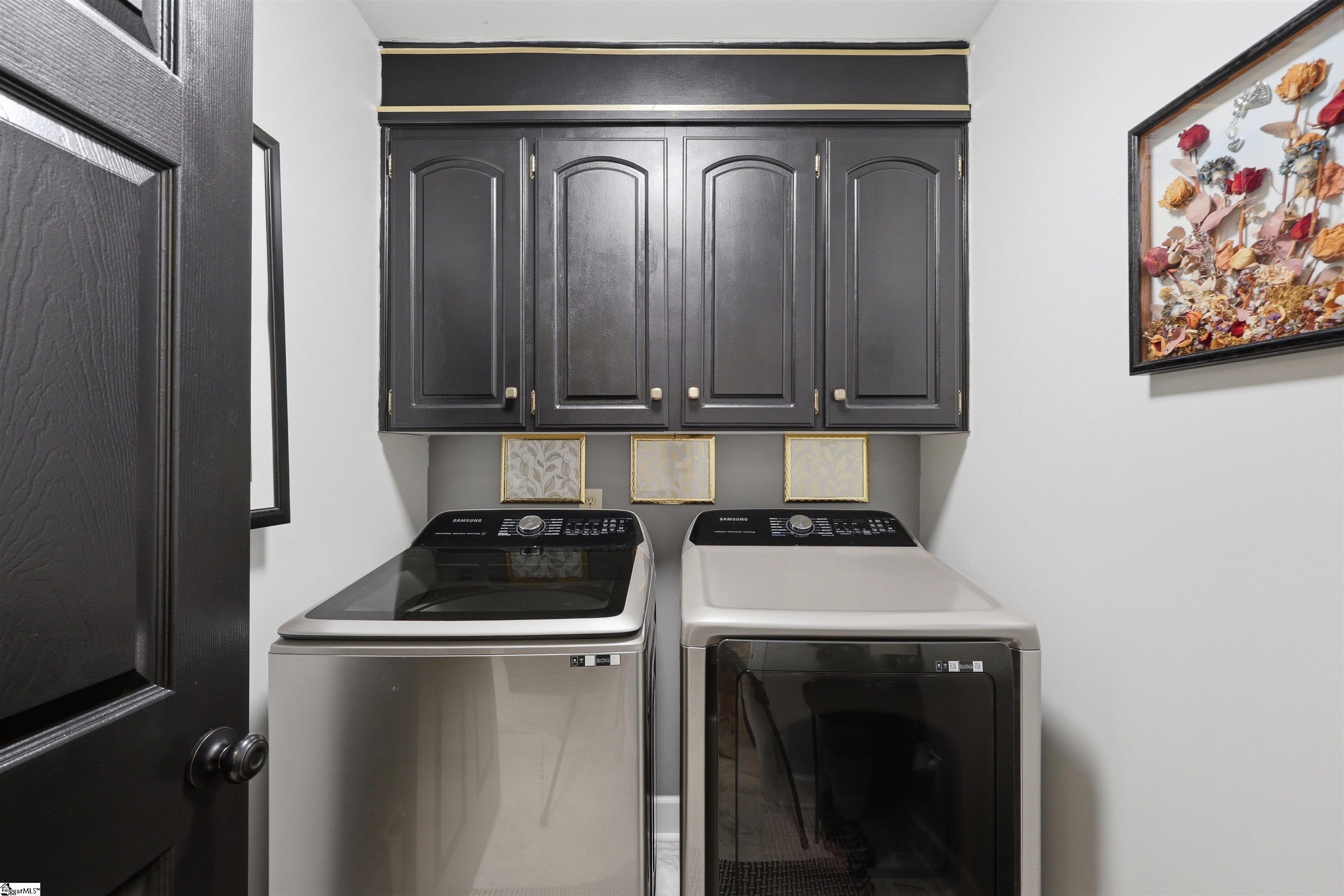 19 Chantilly Rue Court Property Photo 16