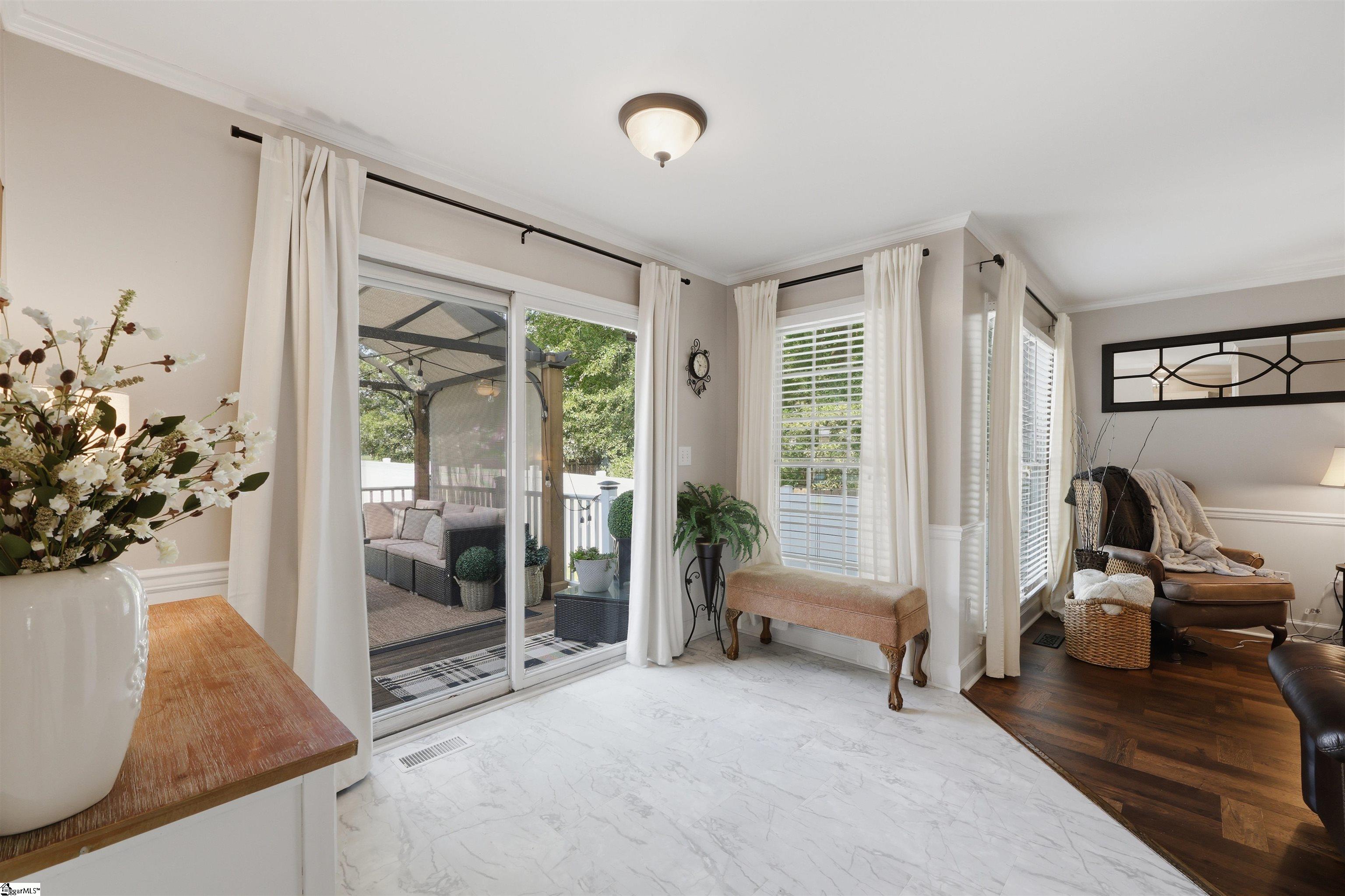 19 Chantilly Rue Court Property Photo 17