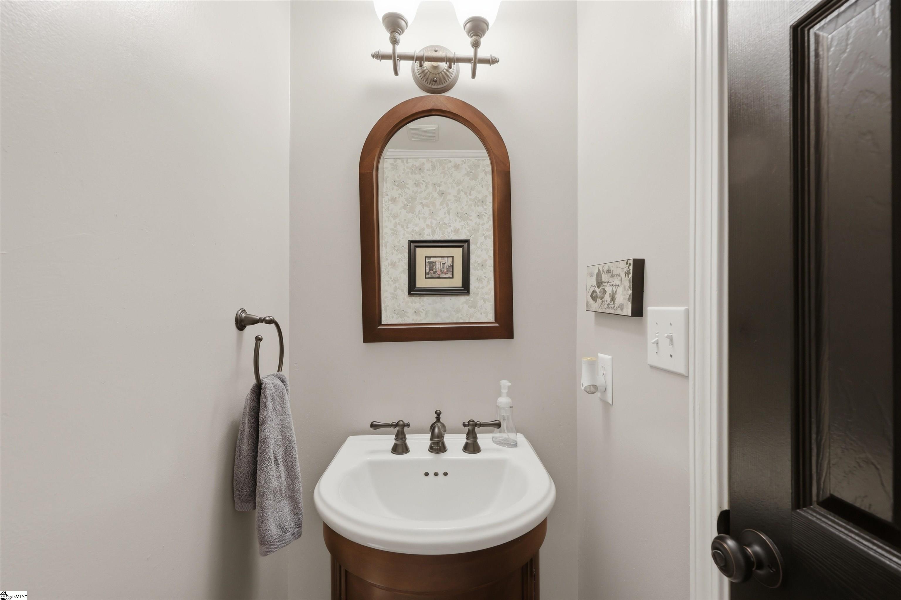 19 Chantilly Rue Court Property Photo 19